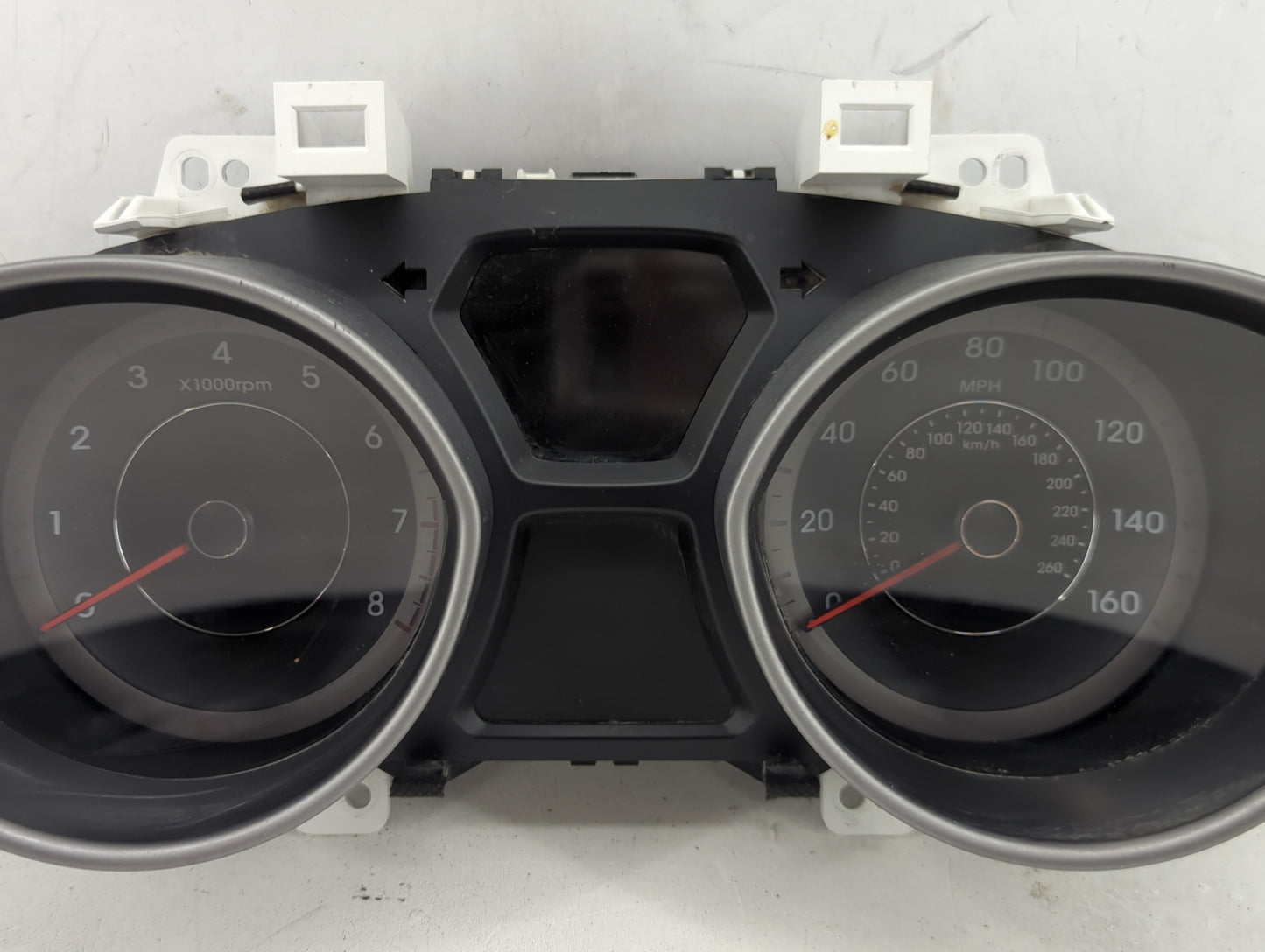 2014-2016 Hyundai Elantra Instrument Cluster Speedometer Gauges P/N:94004-3X240 Fits Fits 2014 2015 2016 OEM Used Auto Parts