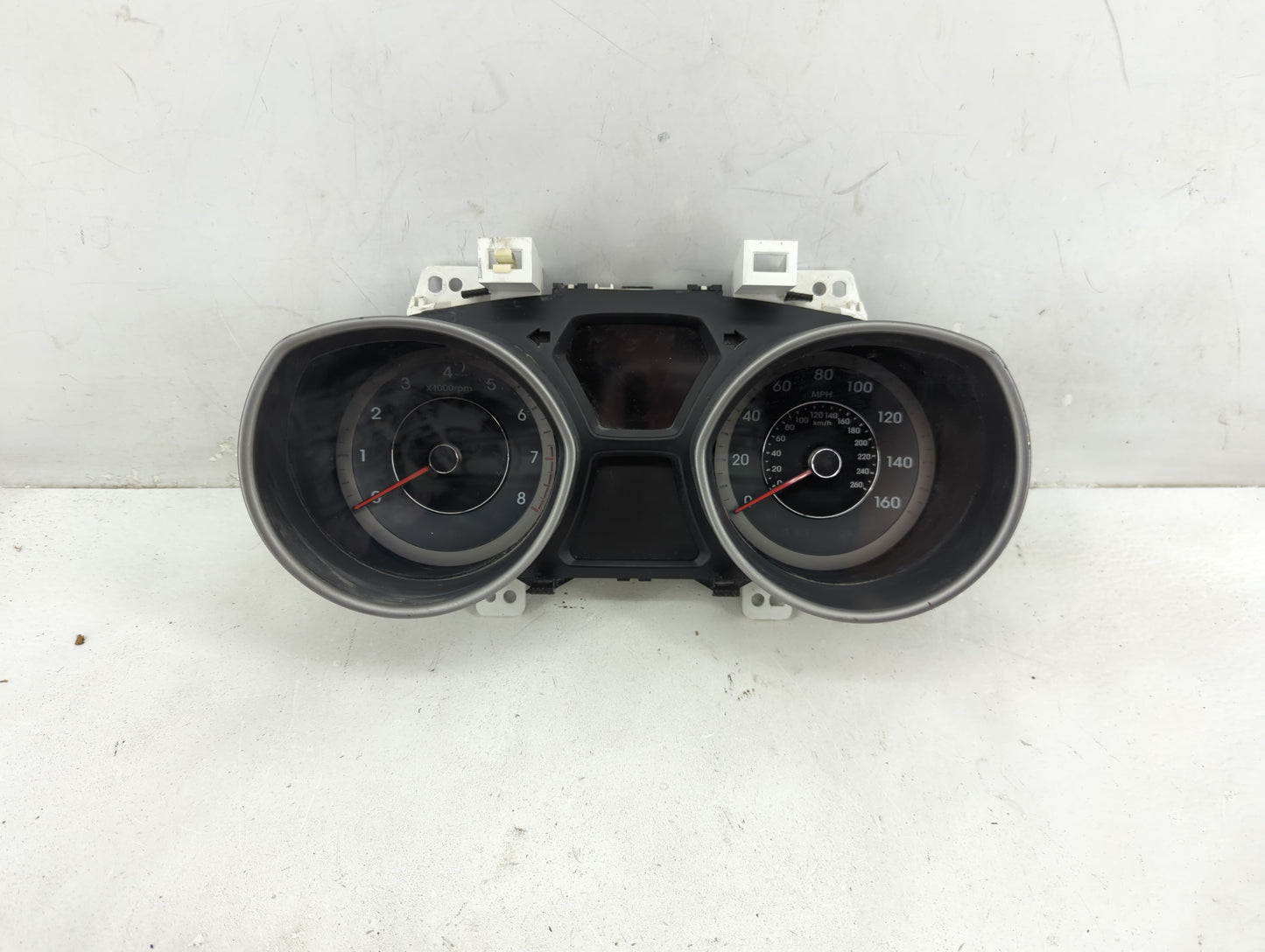 2014-2016 Hyundai Elantra Instrument Cluster Speedometer Gauges P/N:94004-3X240 Fits Fits 2014 2015 2016 OEM Used Auto Parts