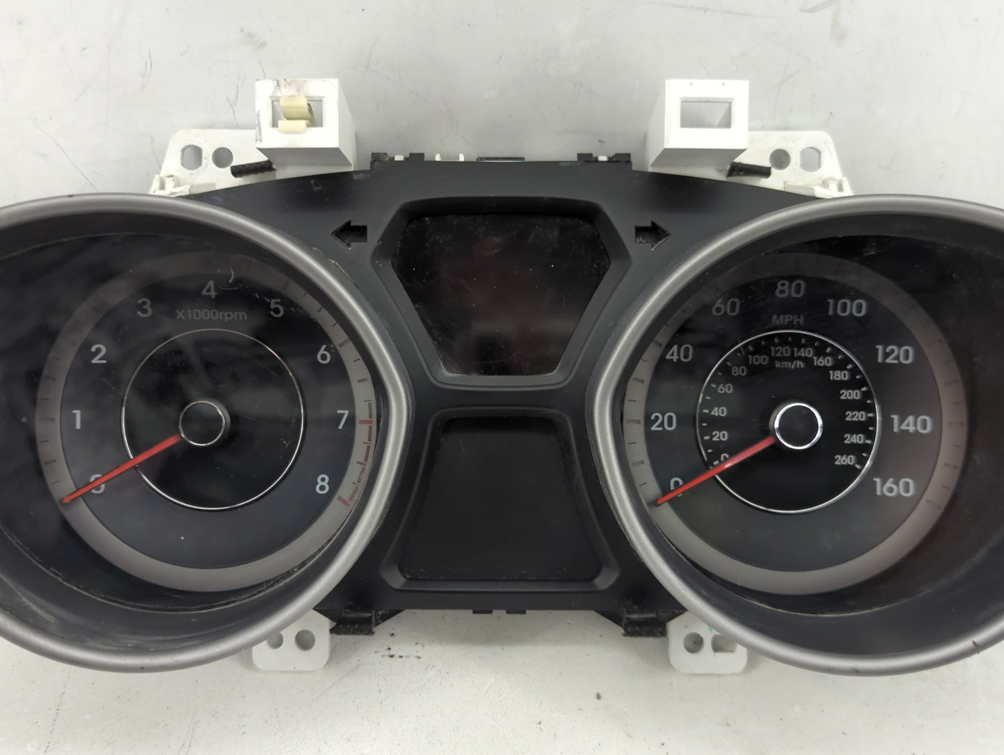 2014-2016 Hyundai Elantra Instrument Cluster Speedometer Gauges P/N:94004-3X240 Fits Fits 2014 2015 2016 OEM Used Auto Parts