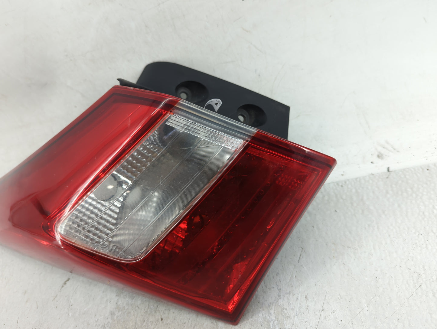 2013-2017 Hyundai Elantra Tail Light Assembly Driver Left OEM Fits Fits 2013 2014 2015 2016 2017 OEM Used Auto Parts - Oemus