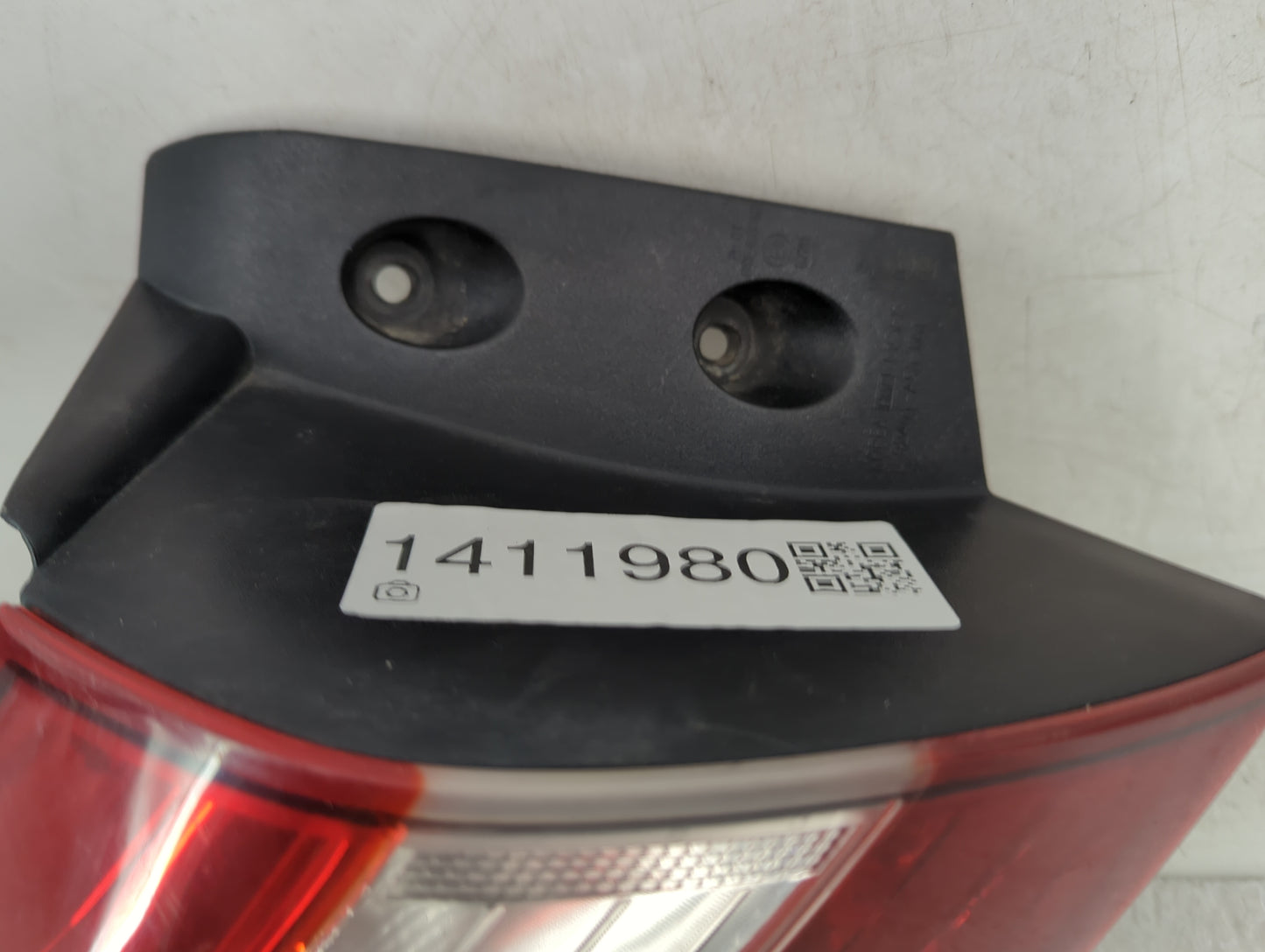 2013-2017 Hyundai Elantra Tail Light Assembly Driver Left OEM Fits Fits 2013 2014 2015 2016 2017 OEM Used Auto Parts - Oemus