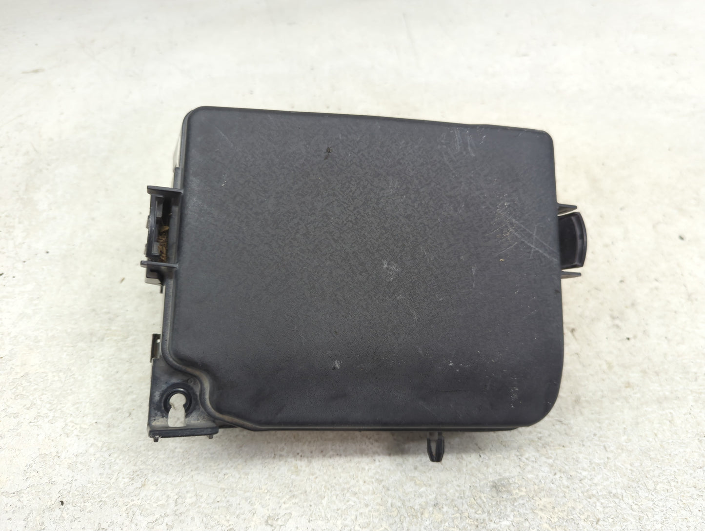 2014-2016 Hyundai Elantra Fusebox Fuse Box Panel Relay Module P/N:91951-3X710 Fits Fits 2014 2015 2016 OEM Used Auto Parts -