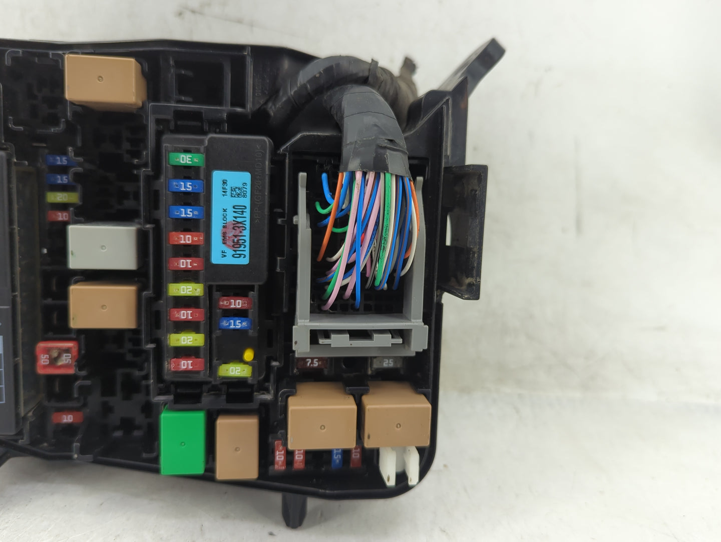 2014-2015 Hyundai Elantra Fusebox Fuse Box Panel Relay Module P/N:91239 A5315 Fits Fits 2014 2015 OEM Used Auto Parts - Oemu