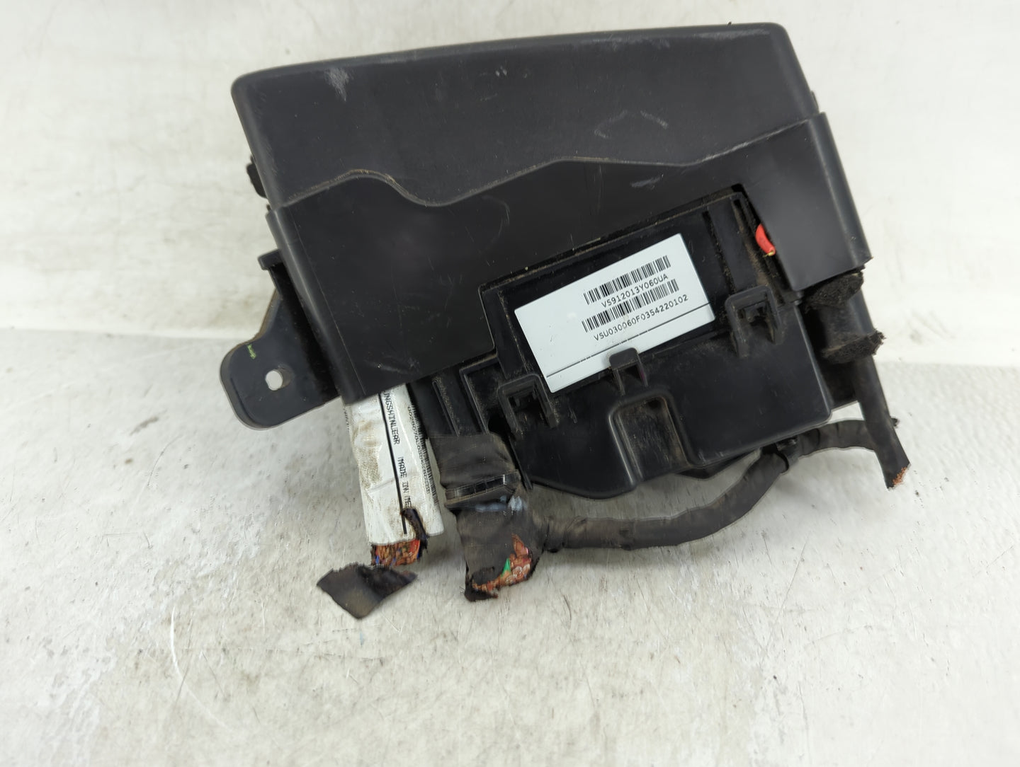 2014-2016 Hyundai Elantra Fusebox Fuse Box Panel Relay Module Fits Fits 2014 2015 2016 OEM Used Auto Parts - Oemusedautopart