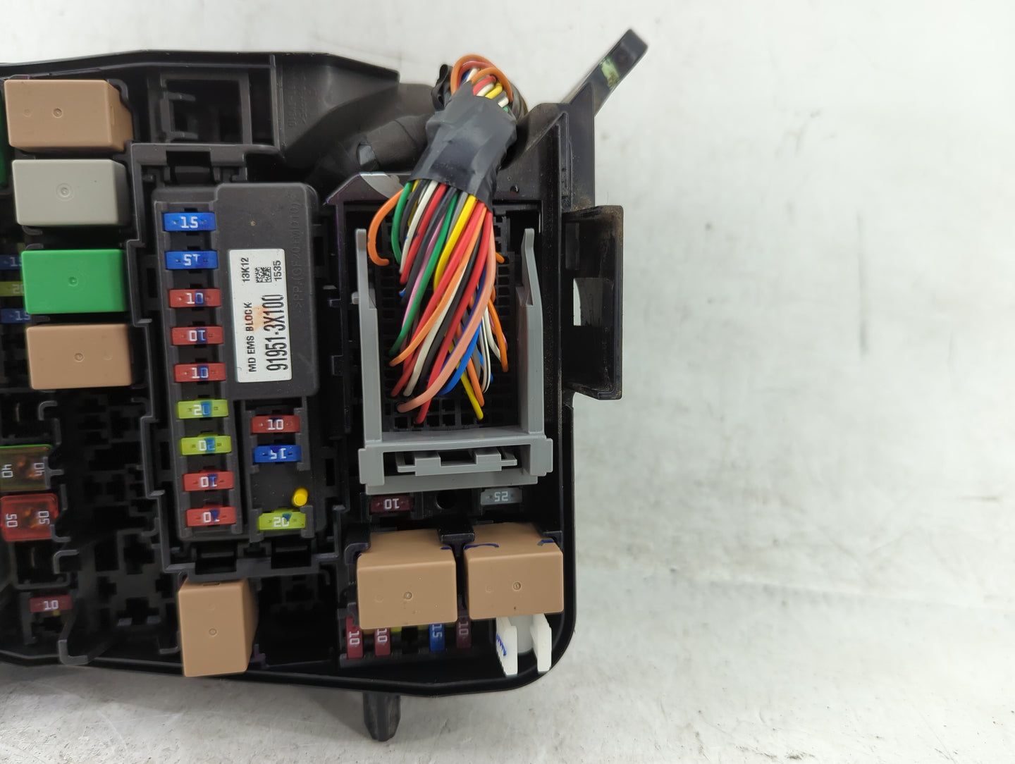 2014-2016 Hyundai Elantra Fusebox Fuse Box Panel Relay Module P/N:91951-3X100 Fits Fits 2014 2015 2016 OEM Used Auto Parts -