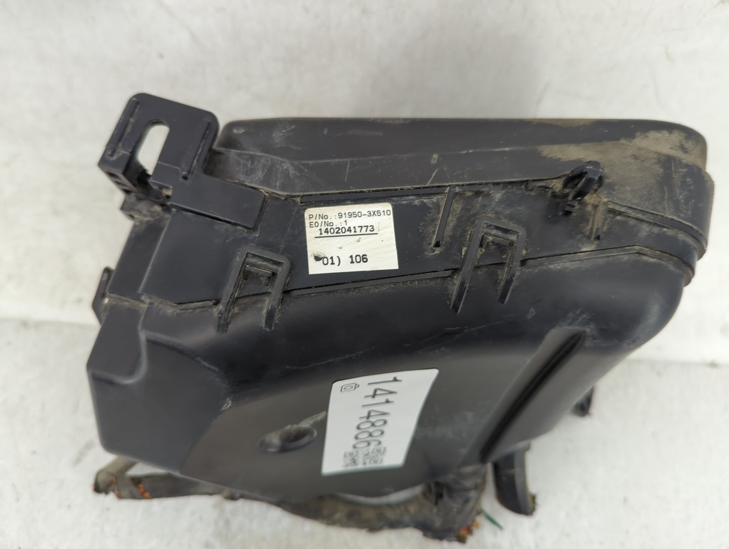 2014-2016 Hyundai Elantra Fusebox Fuse Box Panel Relay Module Fits Fits 2014 2015 2016 OEM Used Auto Parts - Oemusedautopart