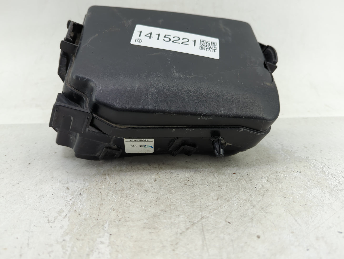 2014-2016 Hyundai Elantra Fusebox Fuse Box Panel Relay Module Fits Fits 2014 2015 2016 OEM Used Auto Parts - Oemusedautopart
