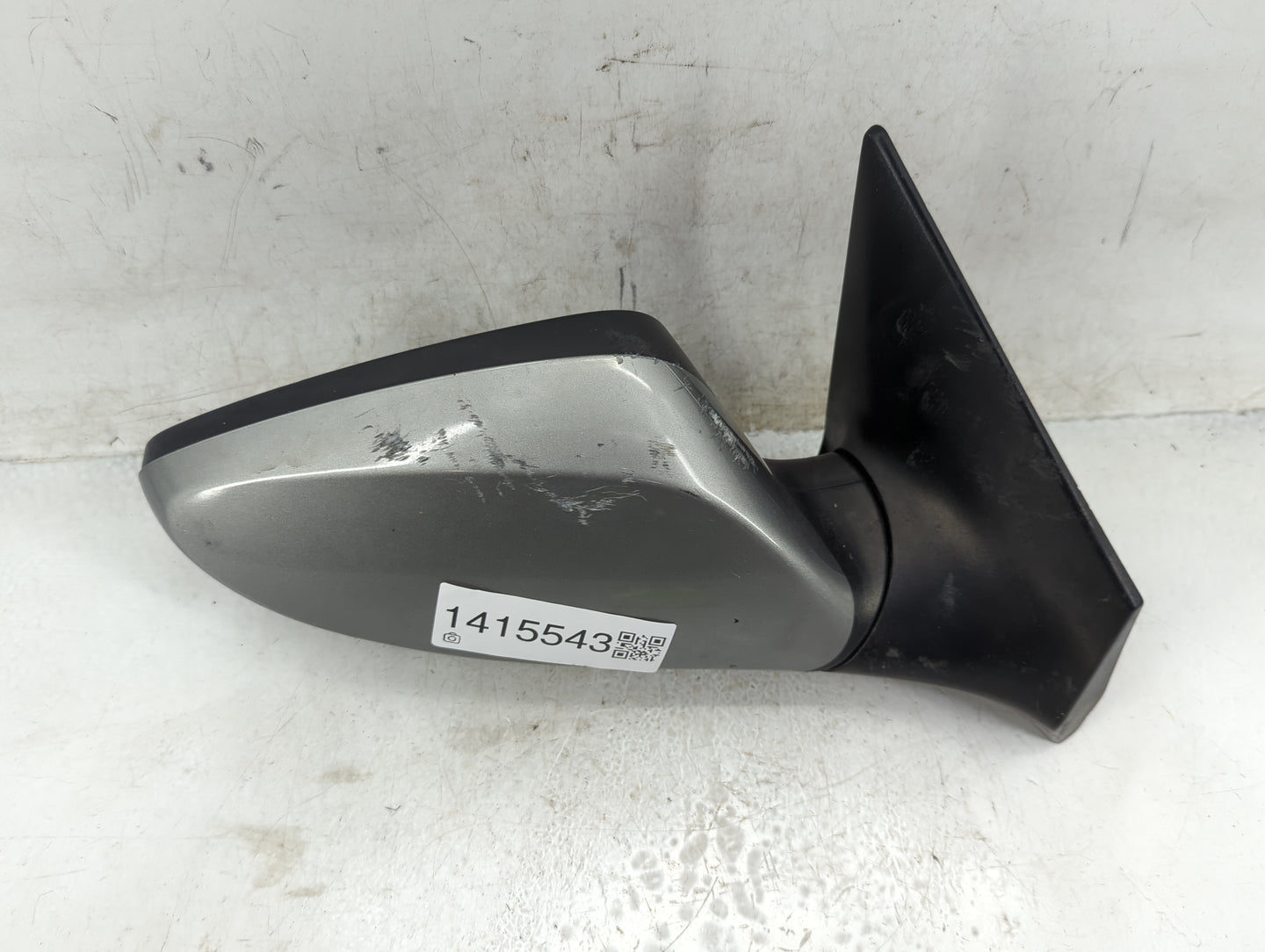 2013-2014 Hyundai Elantra Passenger Side View Mirror - Right Door Mirror OEM Used - Oemusedautoparts1.com