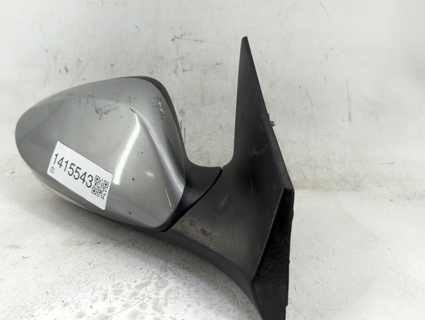 2013-2014 Hyundai Elantra Passenger Side View Mirror - Right Door Mirror OEM Used - Oemusedautoparts1.com