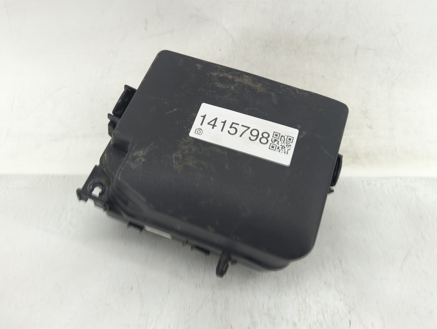 2014-2016 Hyundai Elantra Fusebox Fuse Box Panel Relay Module Fits Fits 2014 2015 2016 OEM Used Auto Parts - Oemusedautopart