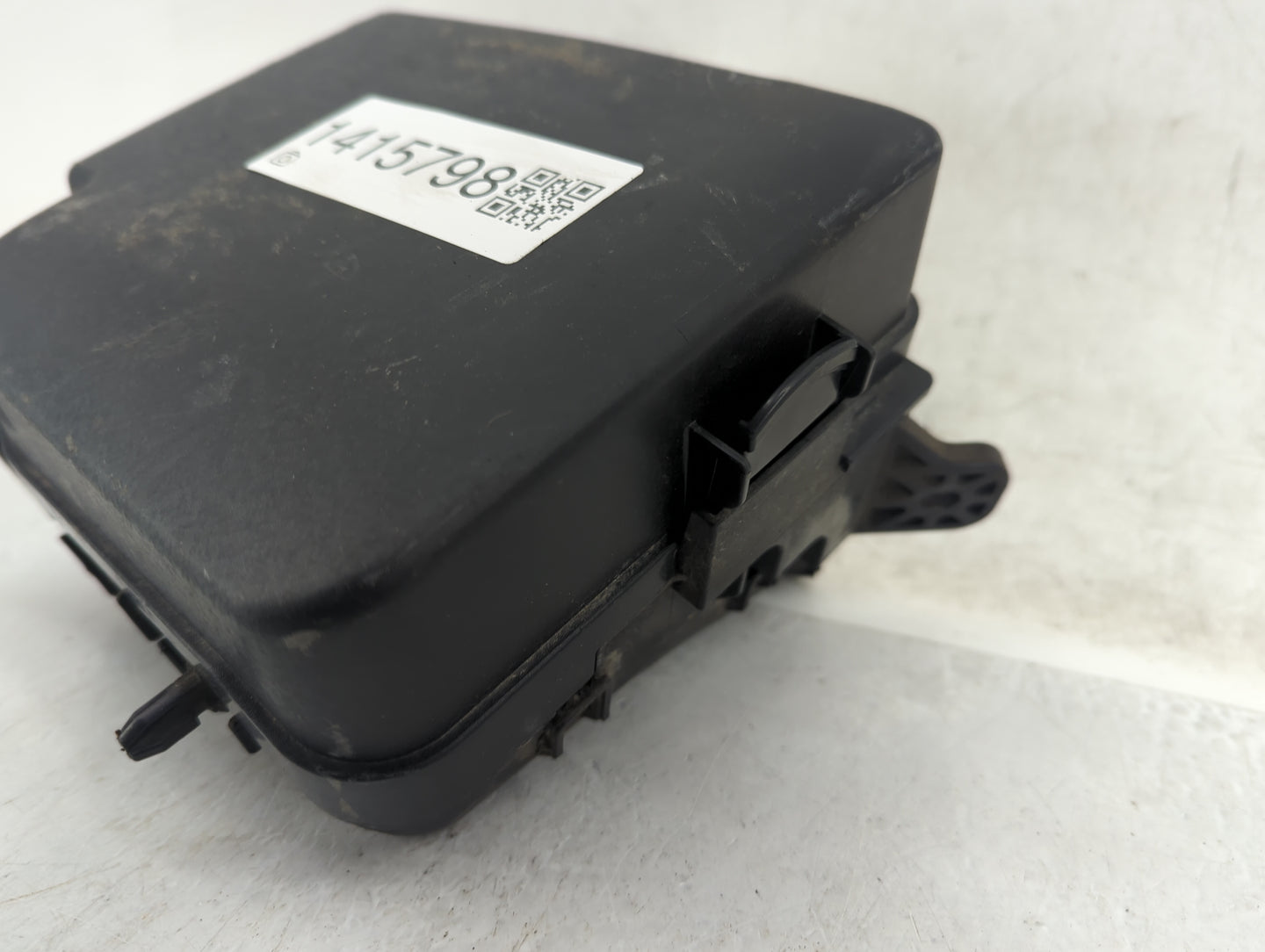 2014-2016 Hyundai Elantra Fusebox Fuse Box Panel Relay Module Fits Fits 2014 2015 2016 OEM Used Auto Parts - Oemusedautopart