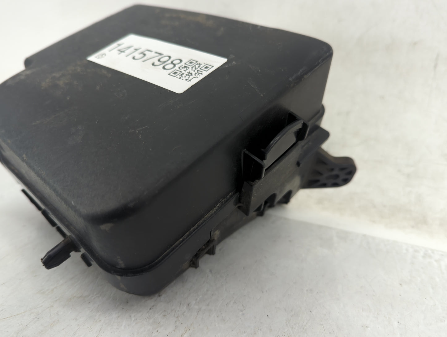 2014-2016 Hyundai Elantra Fusebox Fuse Box Panel Relay Module Fits Fits 2014 2015 2016 OEM Used Auto Parts - Oemusedautopart