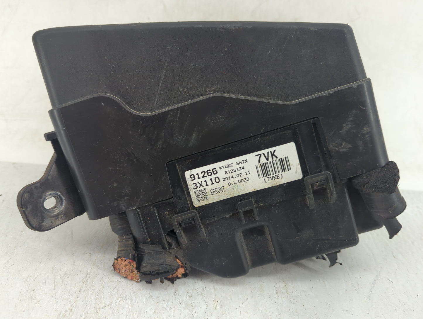 2014-2016 Hyundai Elantra Fusebox Fuse Box Panel Relay Module Fits Fits 2014 2015 2016 OEM Used Auto Parts - Oemusedautopart