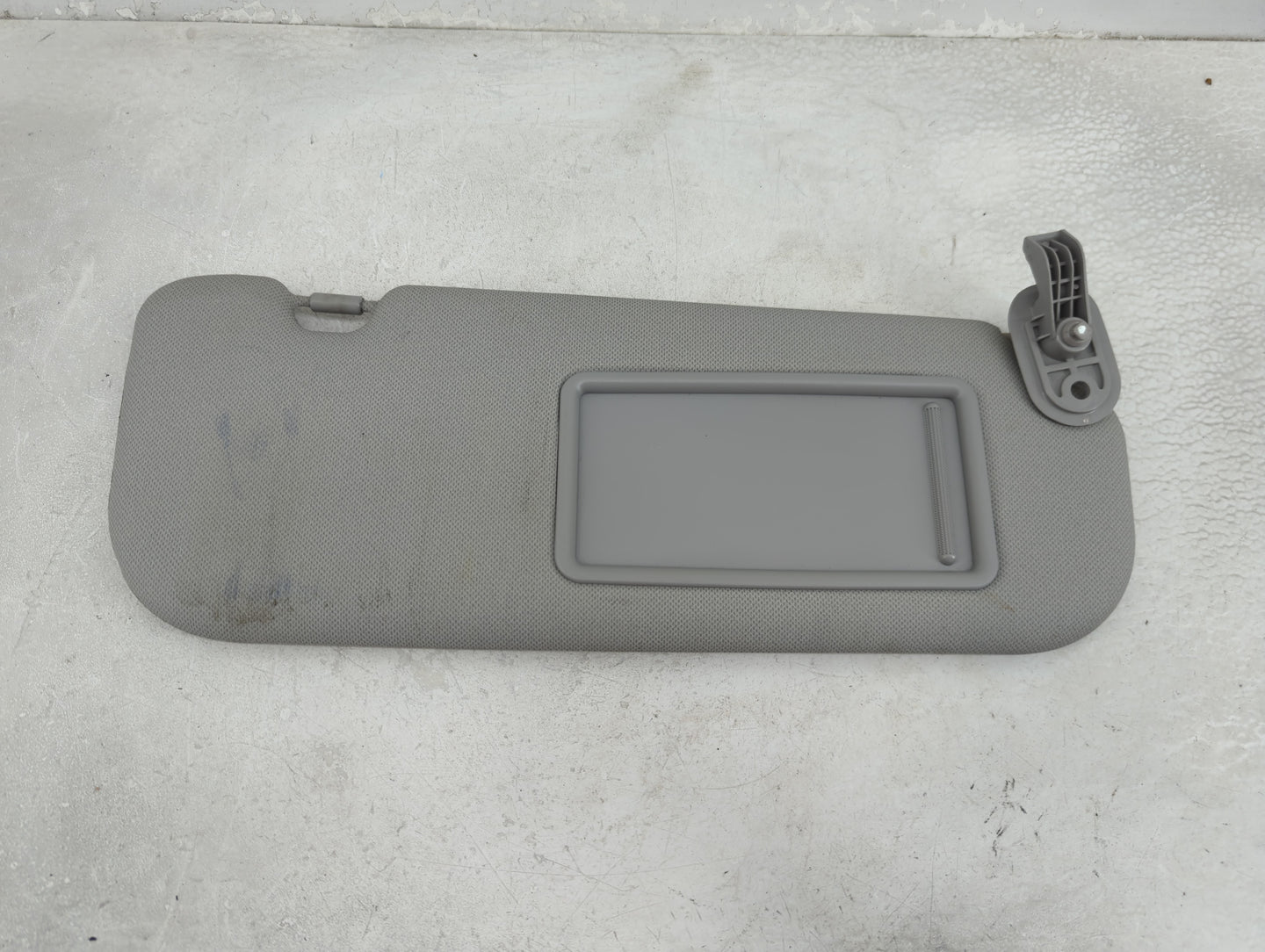 2014-2016 Hyundai Elantra Sun Visor Shade Replacement Passenger Right Mirror Fits Fits 2014 2015 2016 OEM Used Auto Parts - 