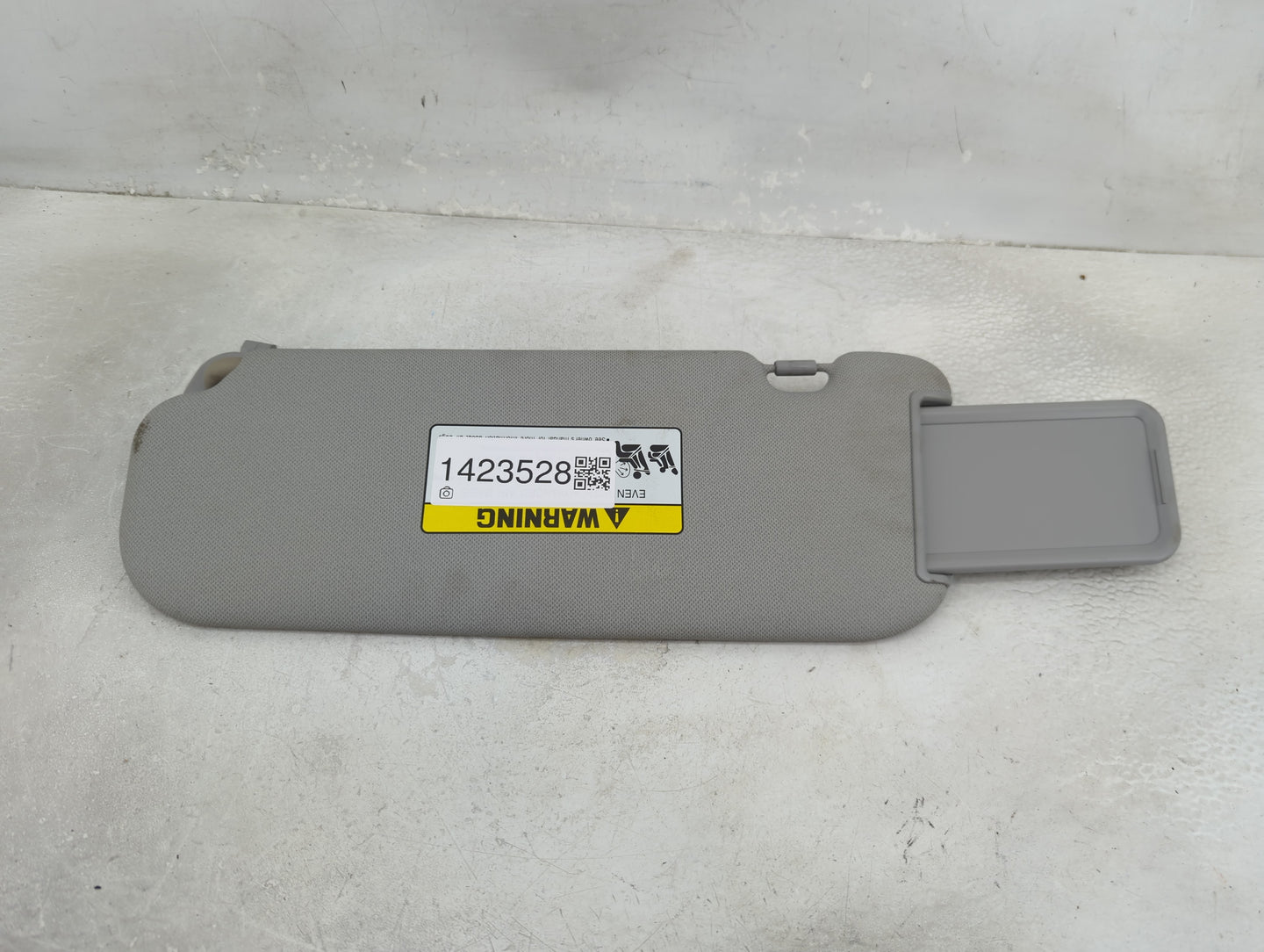 2014-2016 Hyundai Elantra Sun Visor Shade Replacement Passenger Right Mirror Fits Fits 2014 2015 2016 OEM Used Auto Parts - 