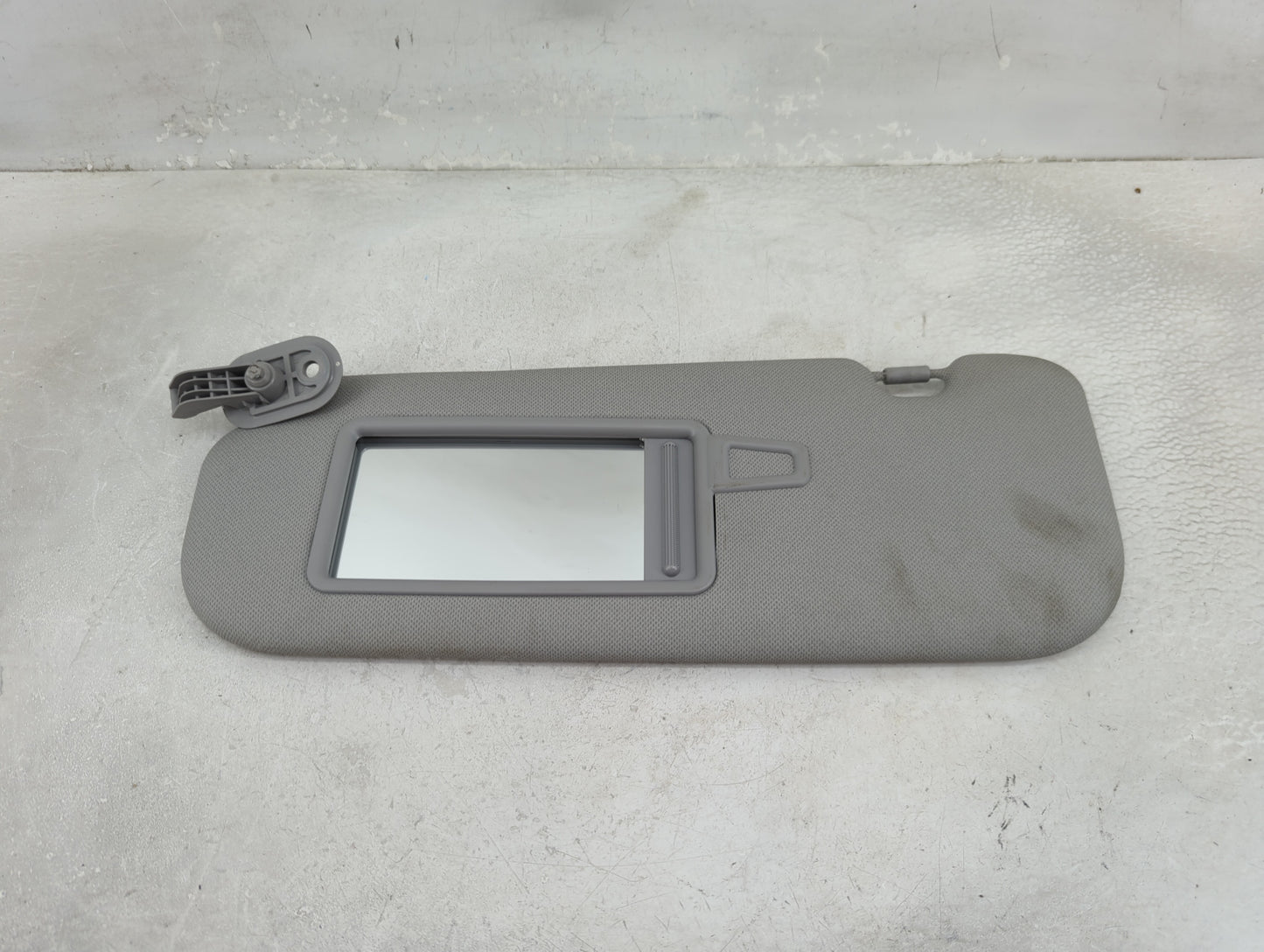 2014-2016 Hyundai Elantra Sun Visor Shade Replacement Driver Left Mirror Fits Fits 2014 2015 2016 OEM Used Auto Parts - Oemu