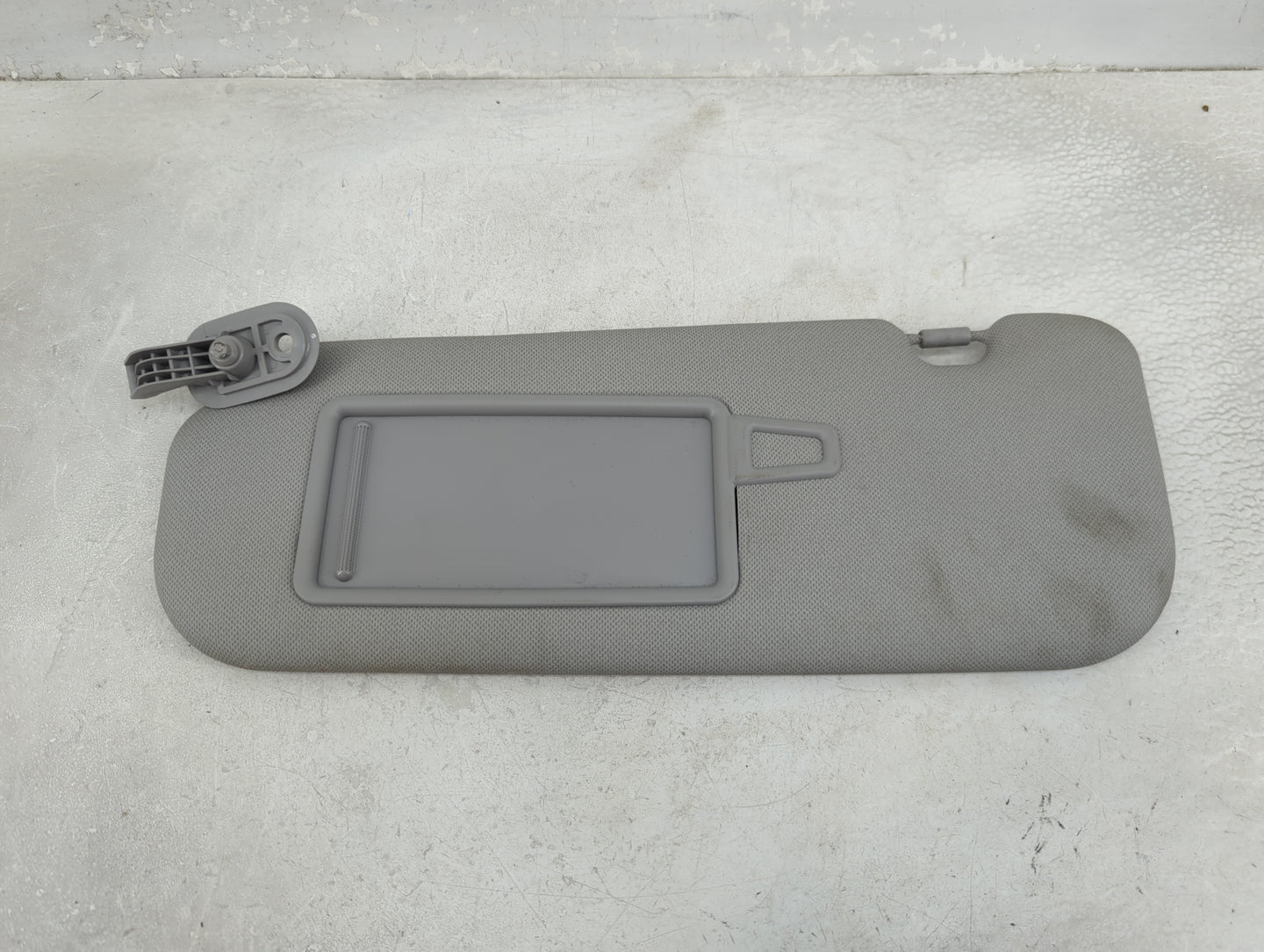 2014-2016 Hyundai Elantra Sun Visor Shade Replacement Driver Left Mirror Fits Fits 2014 2015 2016 OEM Used Auto Parts - Oemu