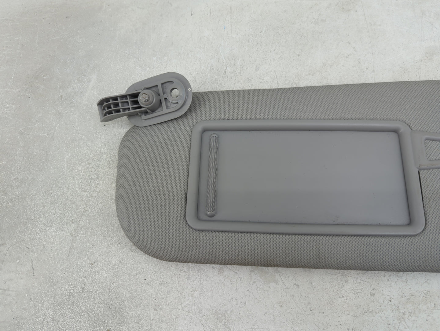 2014-2016 Hyundai Elantra Sun Visor Shade Replacement Driver Left Mirror Fits Fits 2014 2015 2016 OEM Used Auto Parts - Oemu
