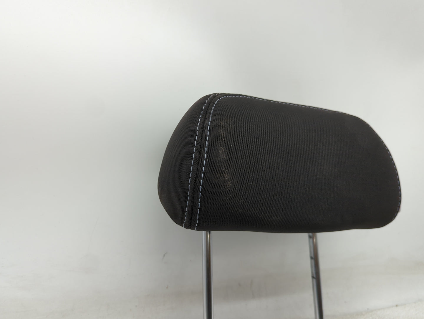 2014 Hyundai Elantra Headrest Head Rest Rear Seat Fits OEM Used Auto Parts - Oemusedautoparts1.com
