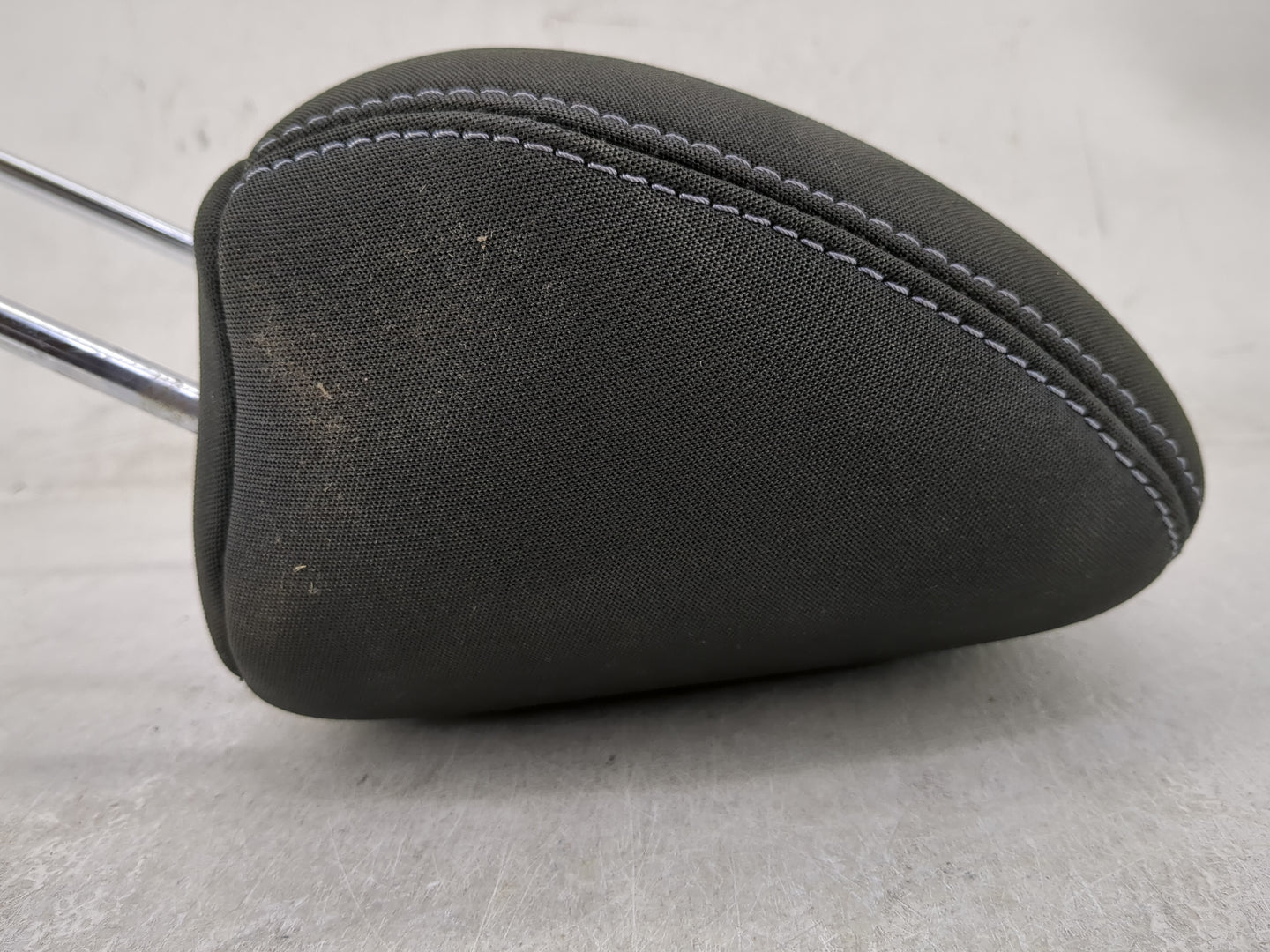 2014 Hyundai Elantra Headrest Head Rest Front Driver Seat Black - Oemusedautoparts1.com