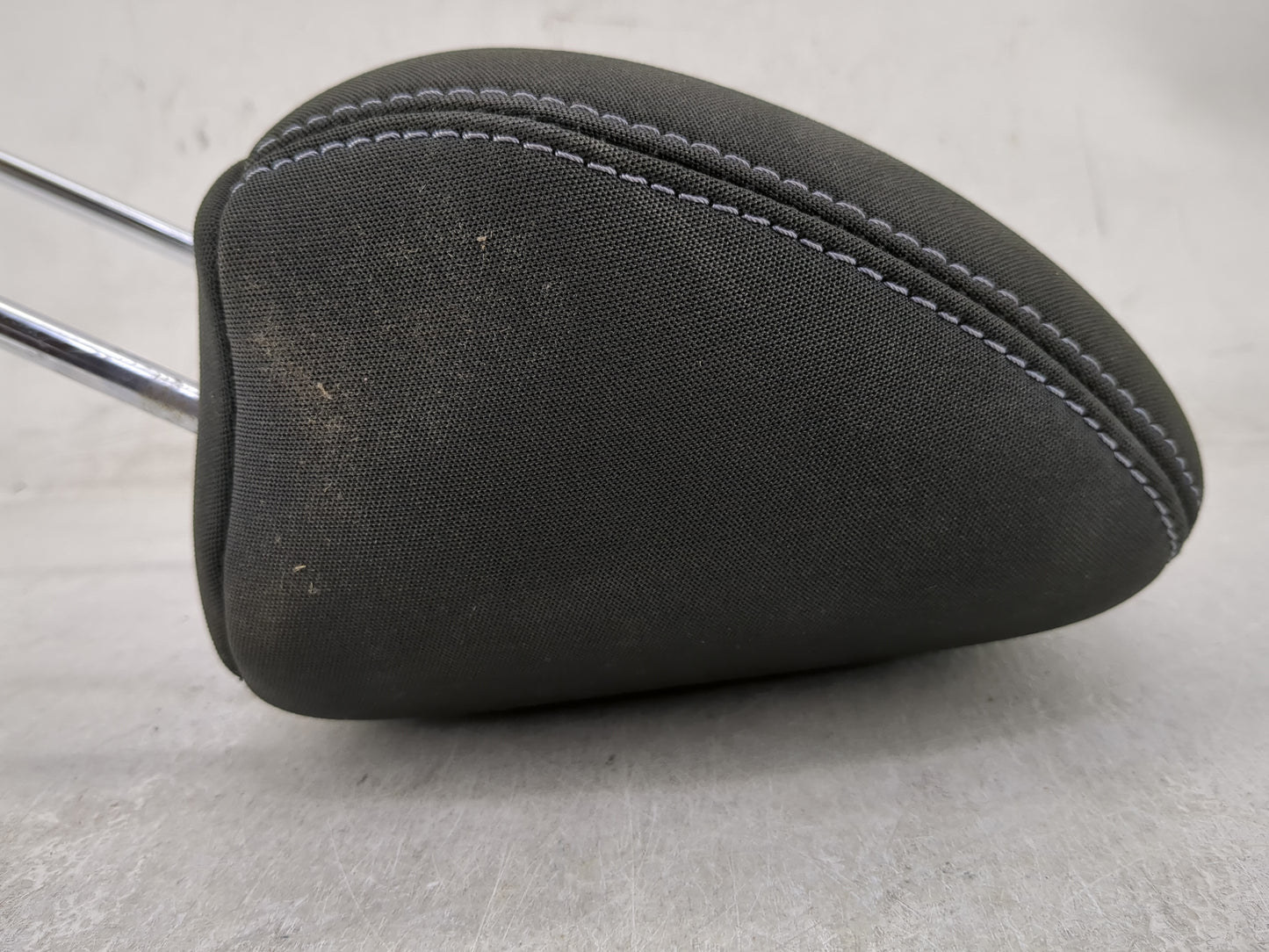 2014 Hyundai Elantra Headrest Head Rest Front Driver Seat Black - Oemusedautoparts1.com