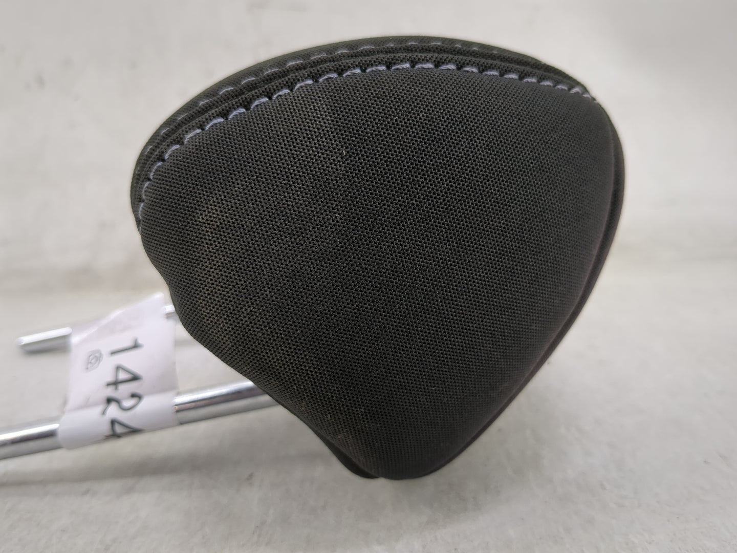 2013-2015 Hyundai Elantra Headrest Head Rest Rear Seat Fits Fits 2013 2014 2015 OEM Used Auto Parts - Oemusedautoparts1.com
