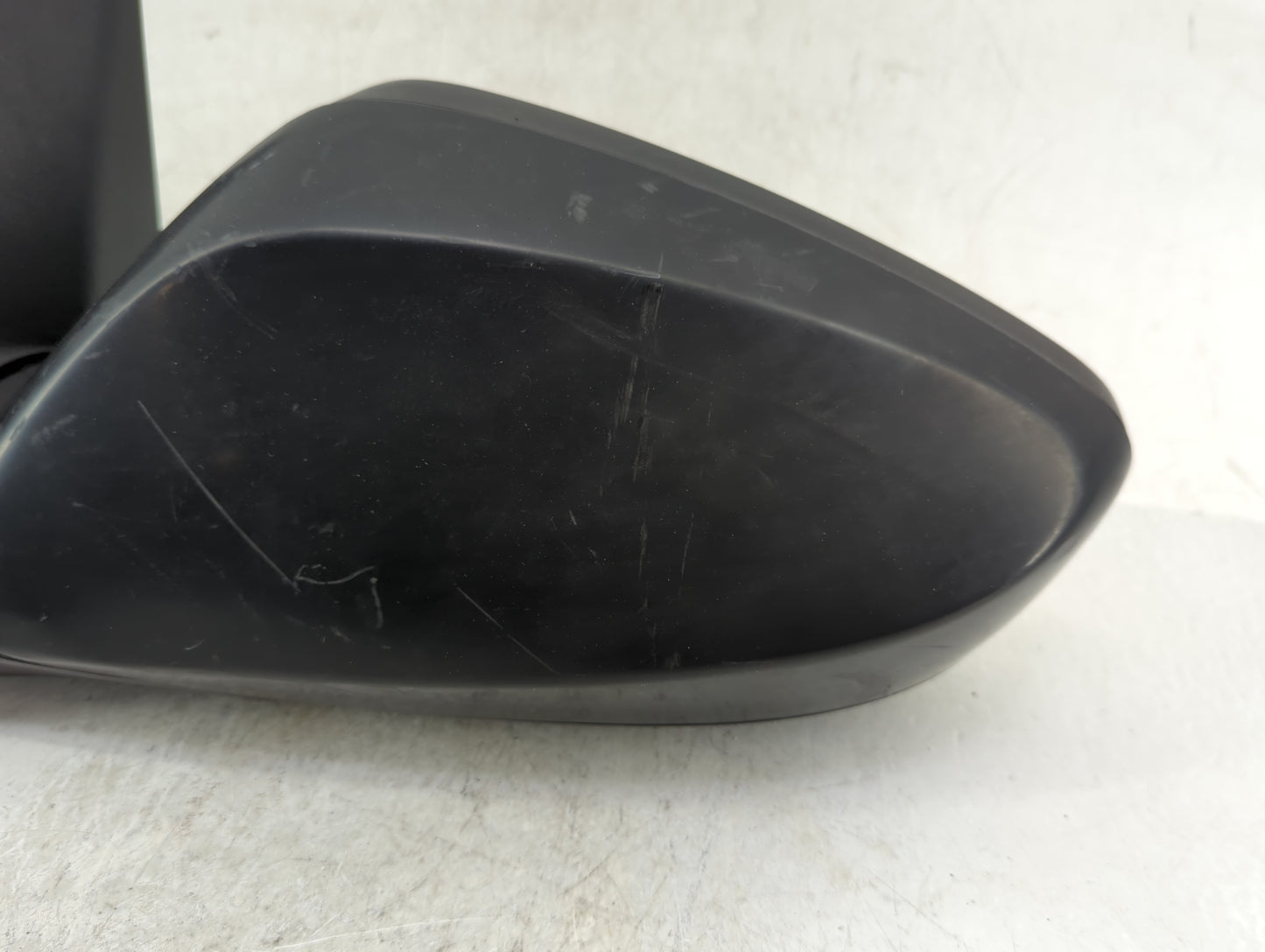 2013-2014 Hyundai Elantra Driver Side View Mirror - Left Door Mirror OEM Used - Oemusedautoparts1.com