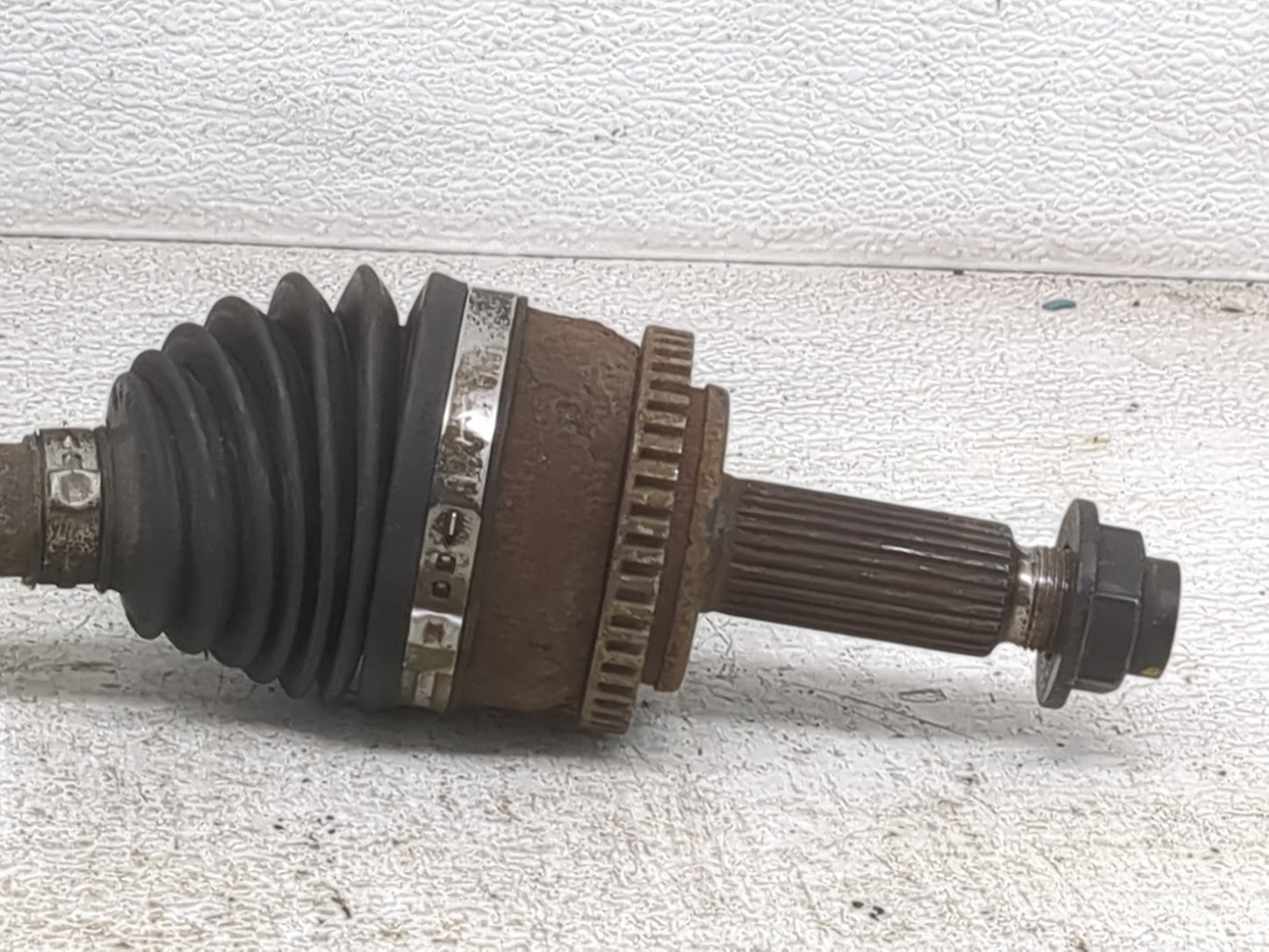 2014-2016 Hyundai Elantra Axle Shaft Front Driver Cv C/v 1428215 - Oemusedautoparts1.com