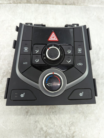 compare product 2014-2016 Hyundai Elantra Climate Control Module Temperature AC/Heater Replacement P/N:97250-3XCD0 C500-A1DCH Fits OEM Used Auto Parts