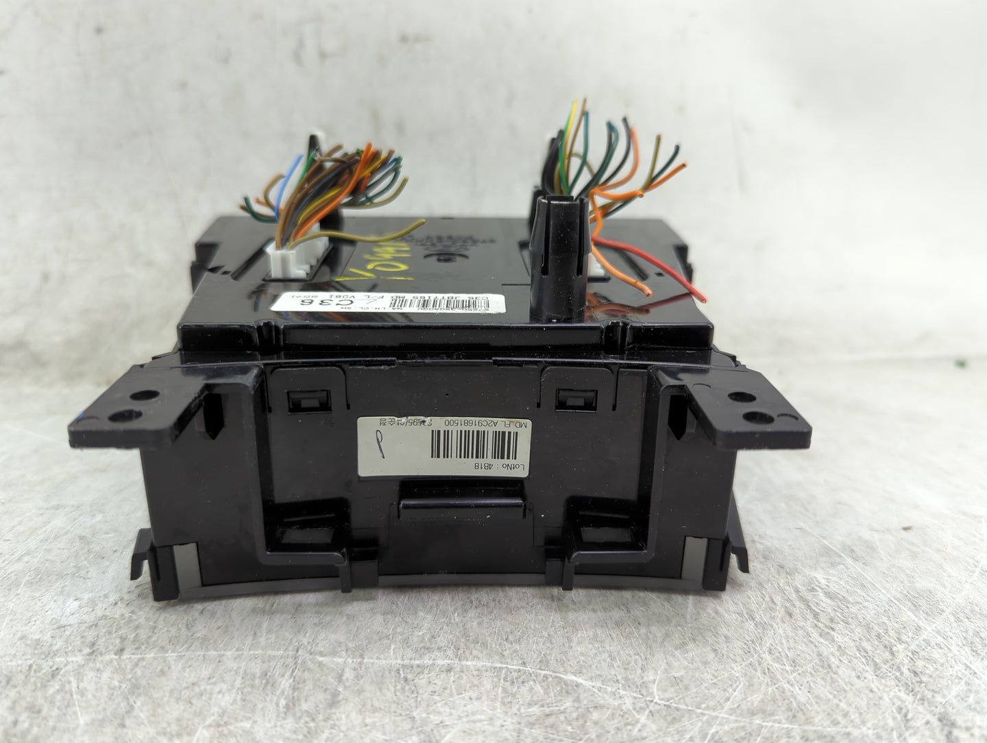 2014-2016 Hyundai Elantra Climate Control Module Temperature AC/Heater Replacement P/N:972503X0A0GU C36JBT7165 Fits OEM Used