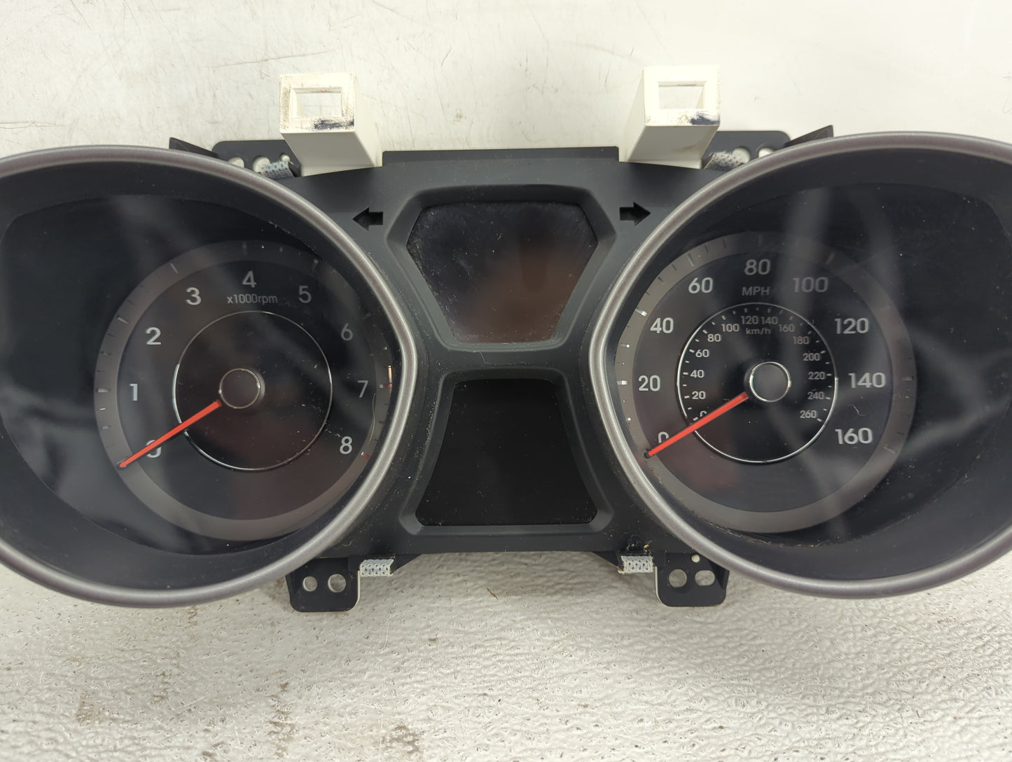 2014-2016 Hyundai Elantra Instrument Cluster Speedometer Gauges P/N:94004-3Y010 Fits Fits 2014 2015 2016 OEM Used Auto Parts