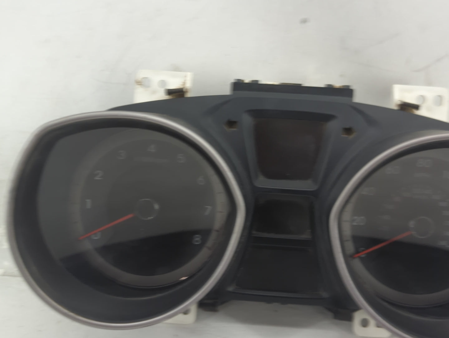 2013-2015 Hyundai Elantra Instrument Cluster Speedometer Gauges P/N:94053-A5511 Fits Fits 2013 2014 2015 OEM Used Auto Parts