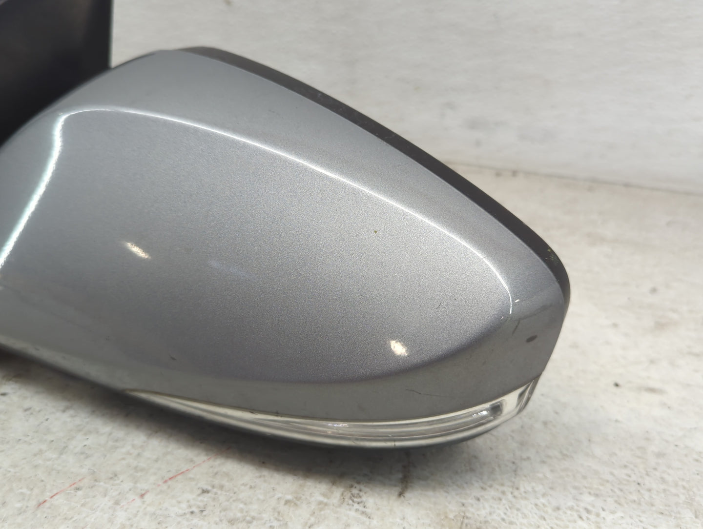 2013-2014 Hyundai Elantra Driver Side View Mirror - Left Door Mirror OEM Used - Oemusedautoparts1.com
