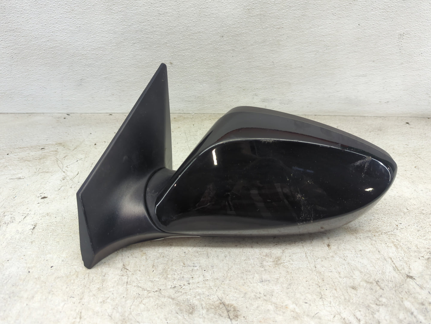 2014-2016 Hyundai Elantra Driver Side View Mirror - Left Door Mirror OEM Used - Oemusedautoparts1.com