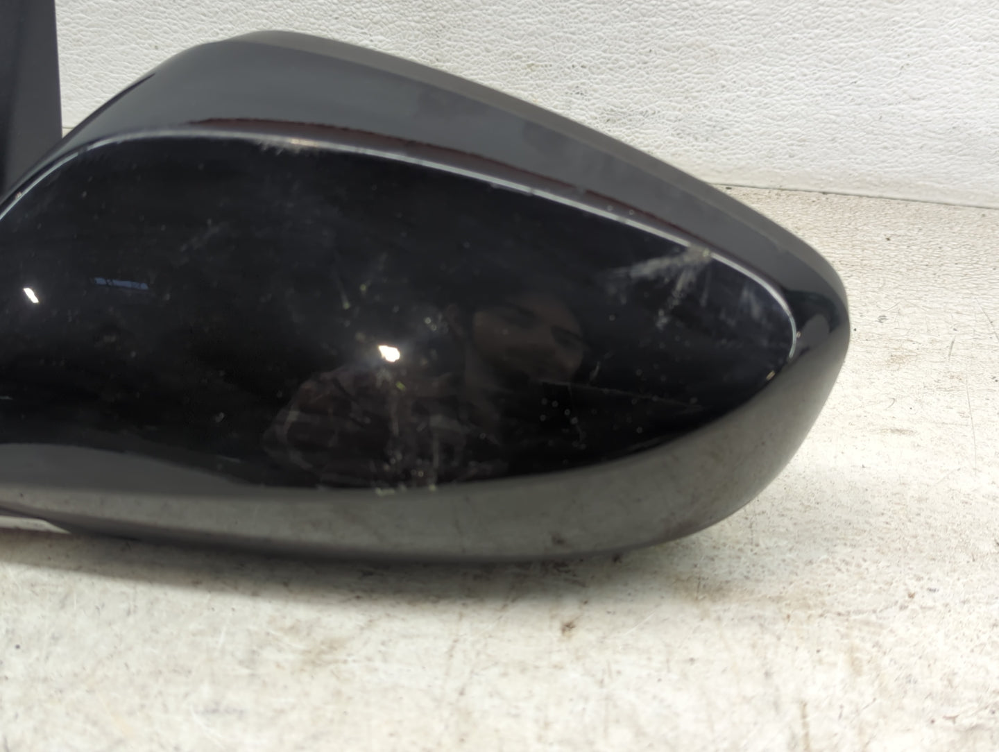 2014-2016 Hyundai Elantra Driver Side View Mirror - Left Door Mirror OEM Used - Oemusedautoparts1.com