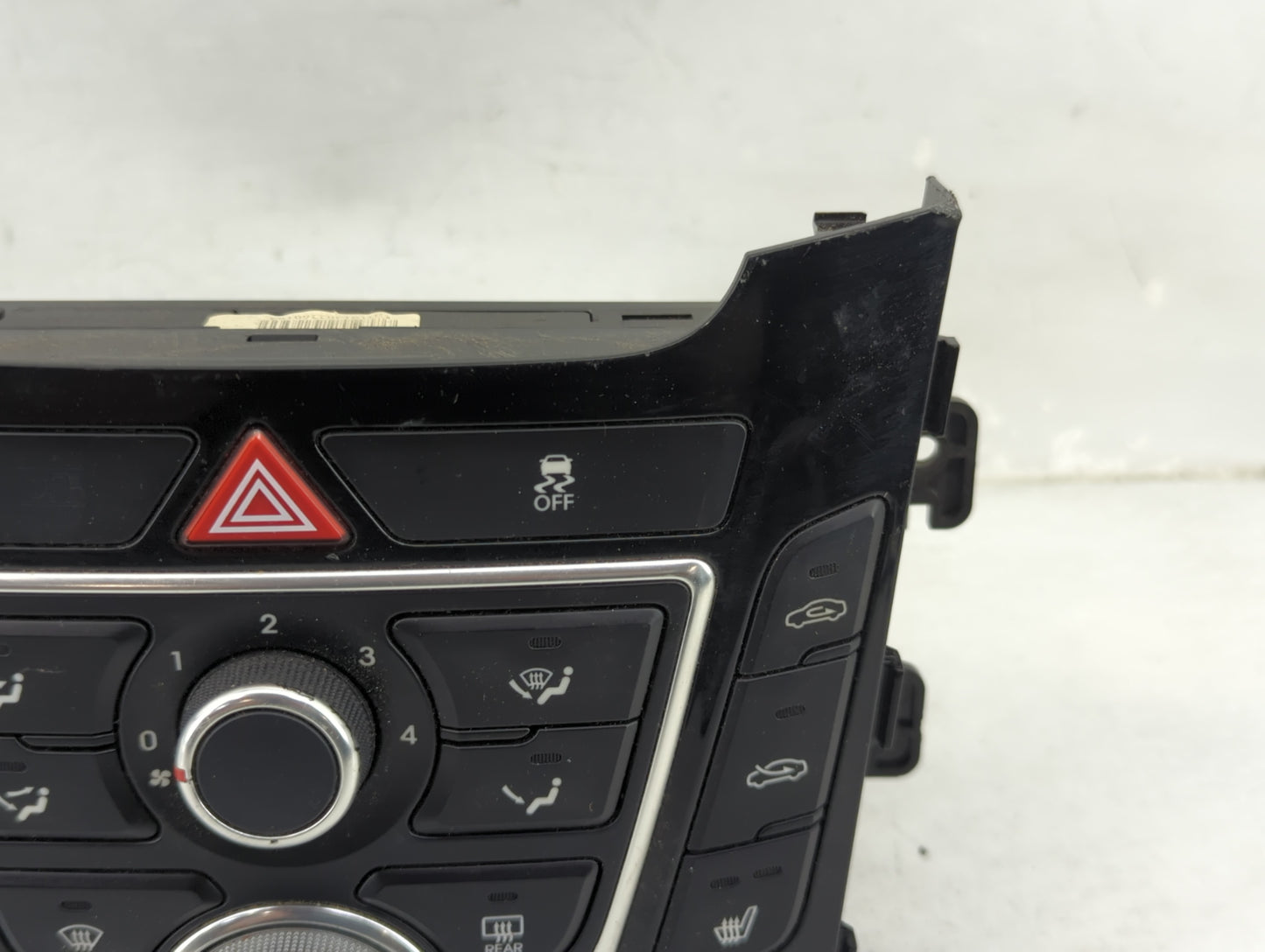 2014 Hyundai Elantra Climate Control Module Temperature AC/Heater Replacement P/N:97250-A5201GU Fits OEM Used Auto Parts - O