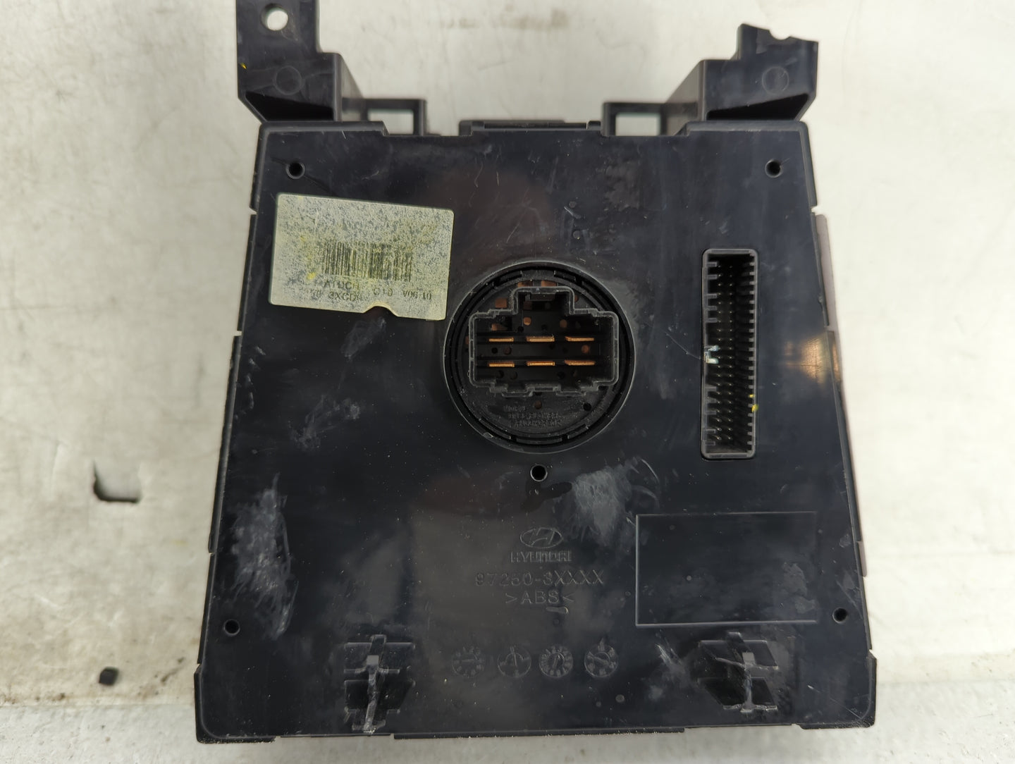 2014-2016 Hyundai Elantra Climate Control Module Temperature AC/Heater Replacement P/N:97250-3XXXX Fits Fits 2014 2015 2016 