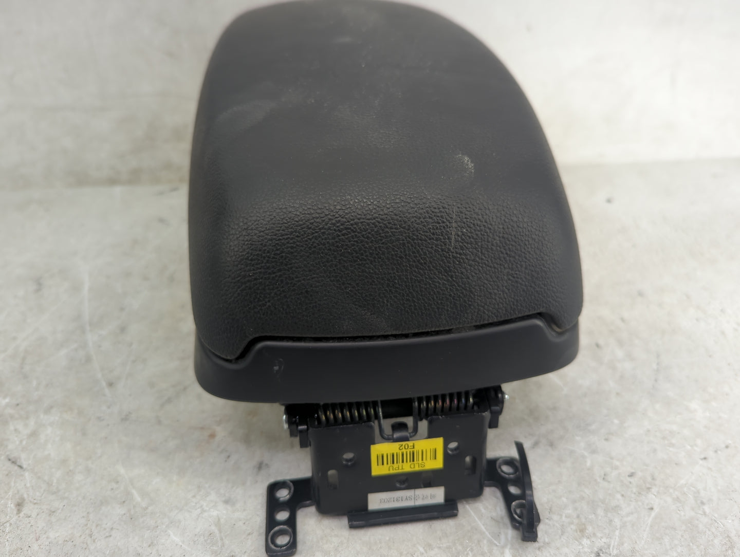 2014 Hyundai Elantra Center Console Armrest Cover Lid Fits OEM Used Auto Parts - Oemusedautoparts1.com