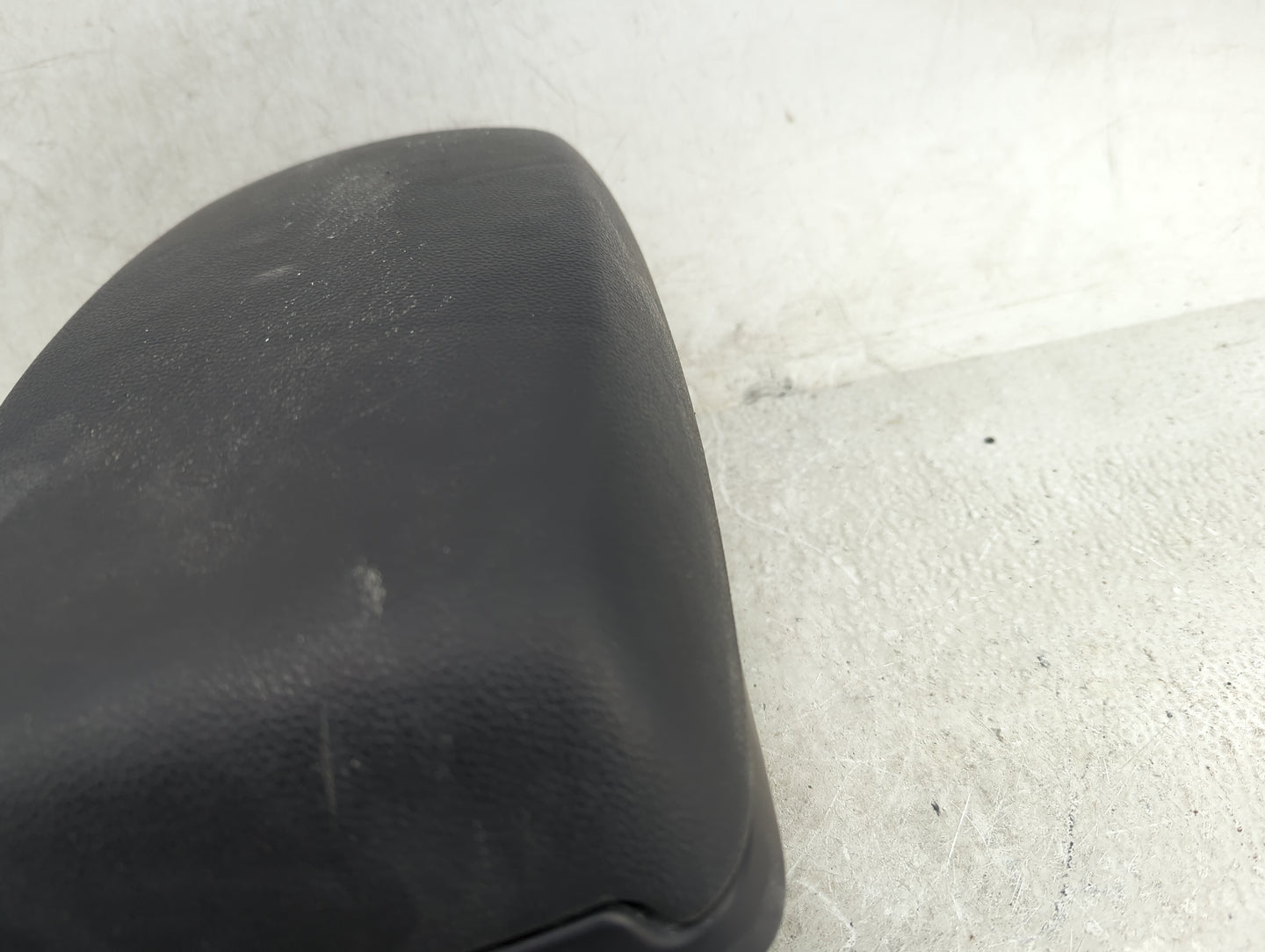 2014 Hyundai Elantra Center Console Armrest Cover Lid Fits OEM Used Auto Parts - Oemusedautoparts1.com