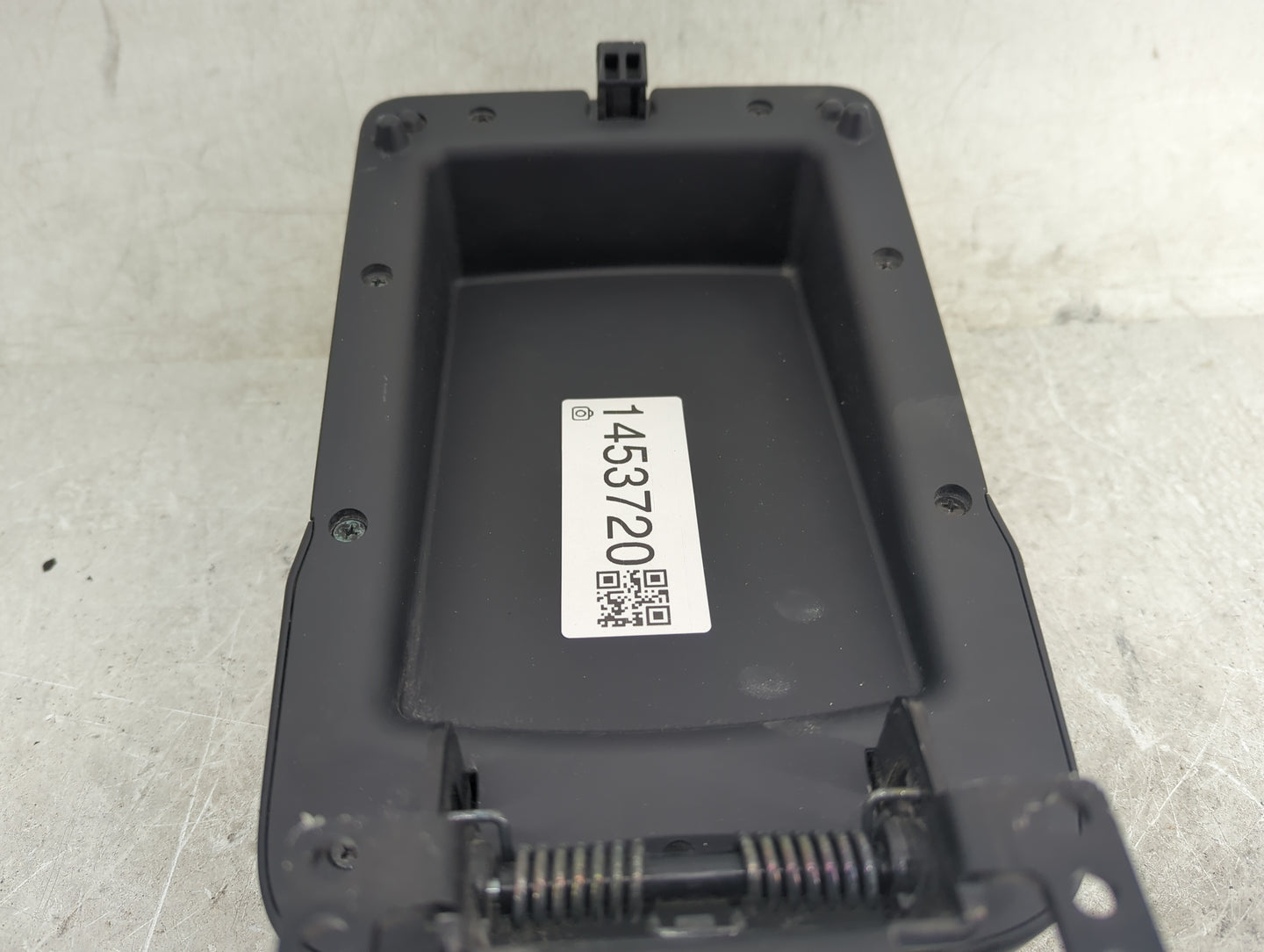 2014 Hyundai Elantra Center Console Armrest Cover Lid Fits OEM Used Auto Parts - Oemusedautoparts1.com