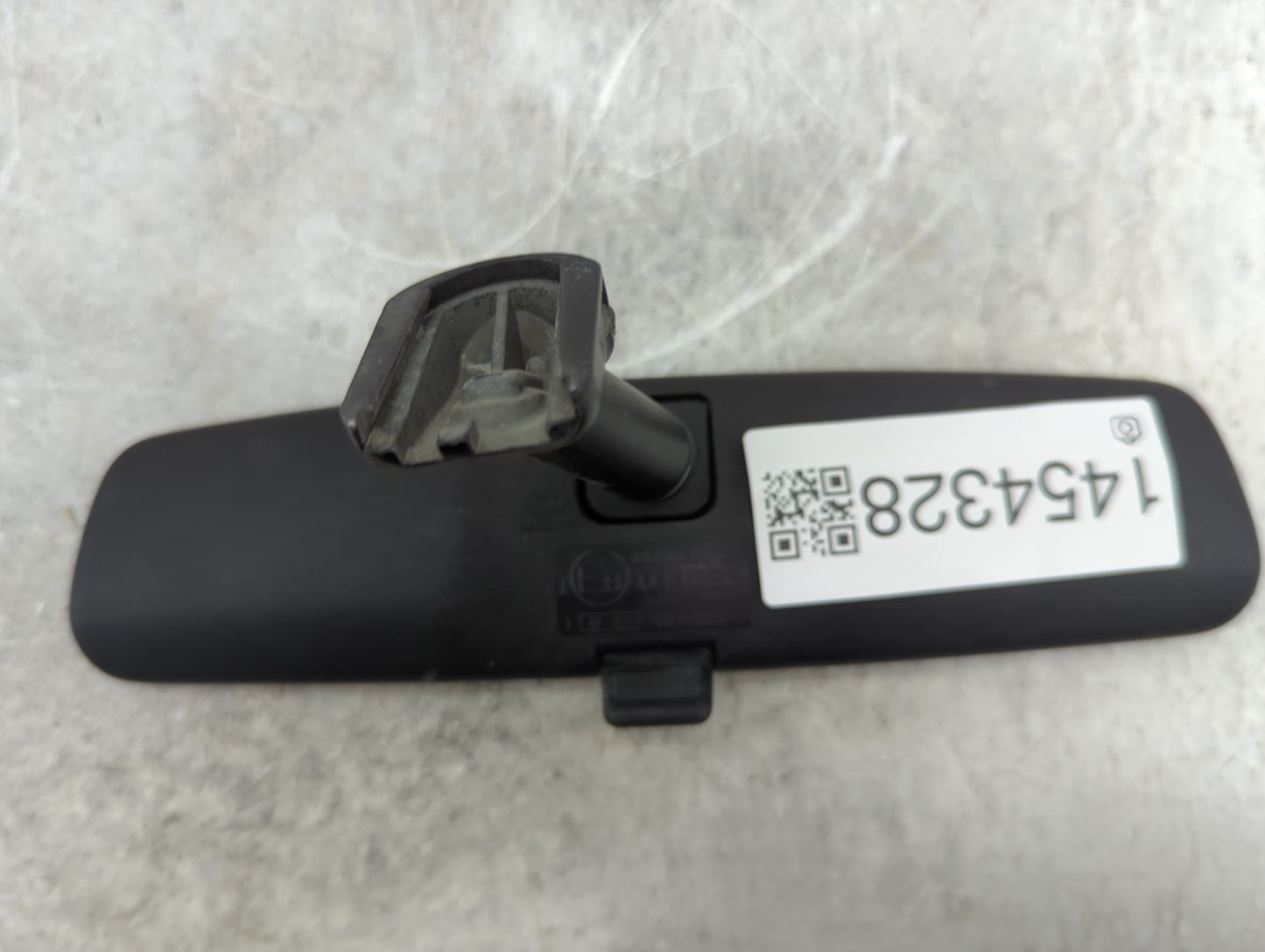 2014 Hyundai Elantra Interior Rear View Mirror Replacement OEM P/N:011083 Fits OEM Used Auto Parts - Oemusedautoparts1.com