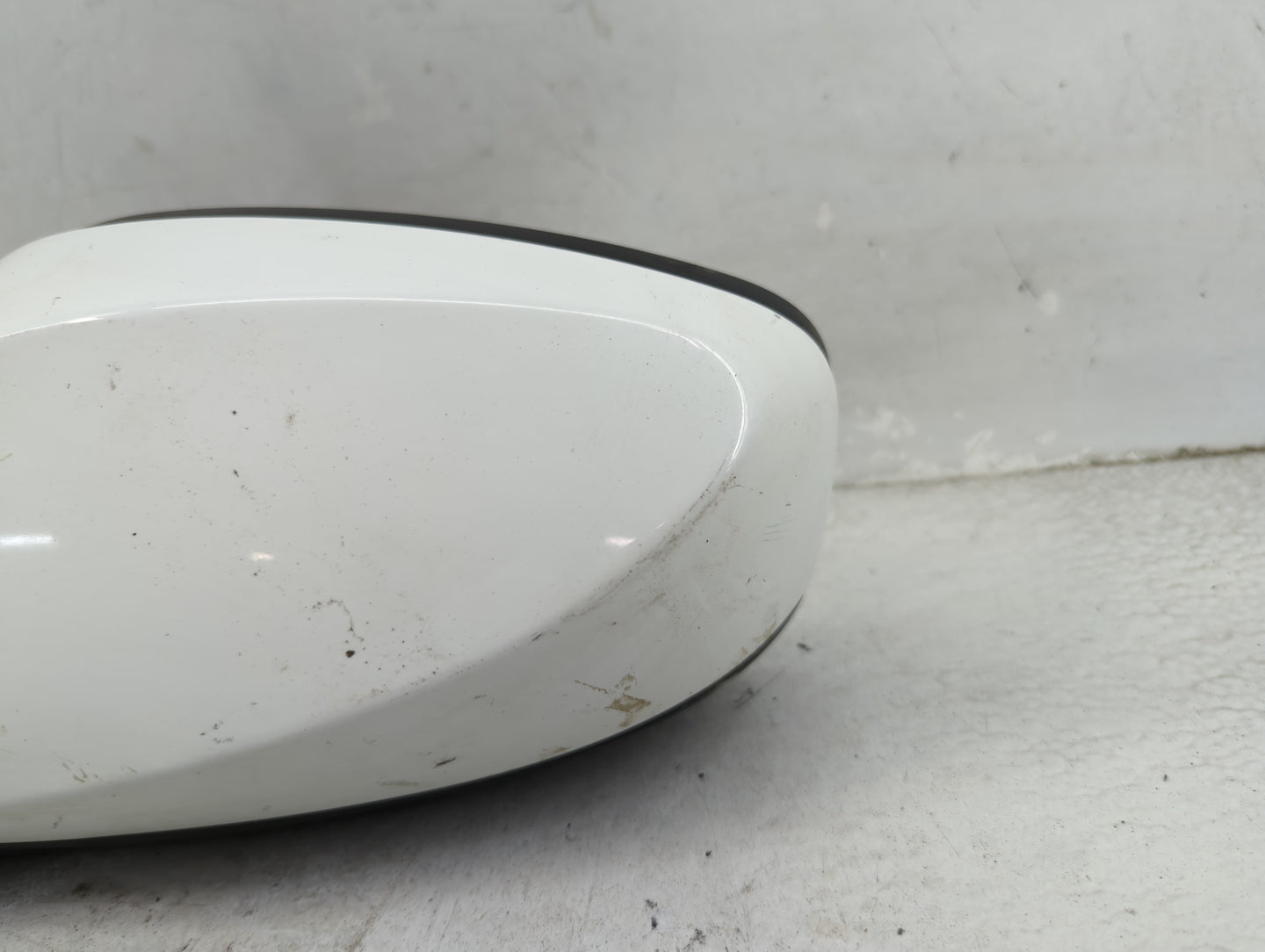 2014-2016 Hyundai Elantra Driver Side View Mirror - Left Door Mirror OEM Used - Oemusedautoparts1.com