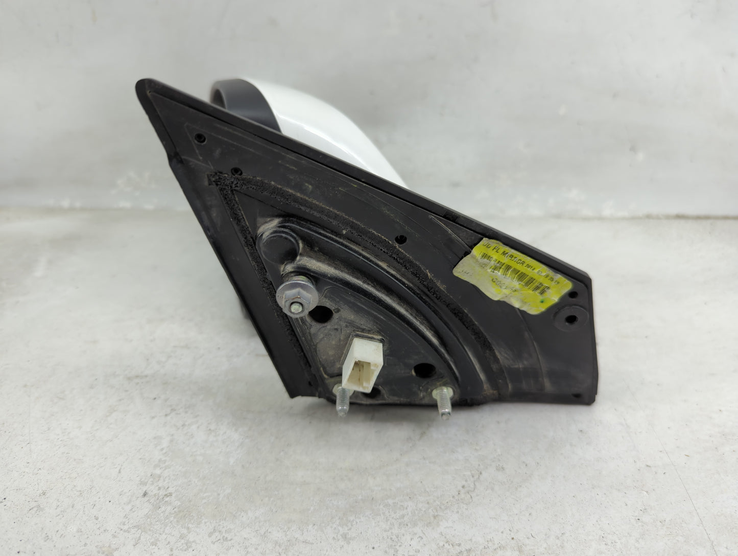 2014-2016 Hyundai Elantra Driver Side View Mirror - Left Door Mirror OEM Used - Oemusedautoparts1.com