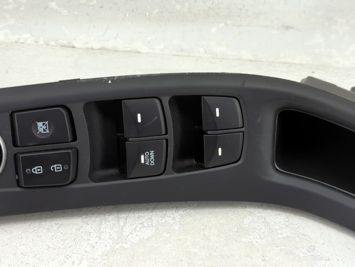 2014-2015 Hyundai Elantra Master Power Window Switch Replacement Driver Side Left Fits Fits 2014 2015 OEM Used Auto Parts - 