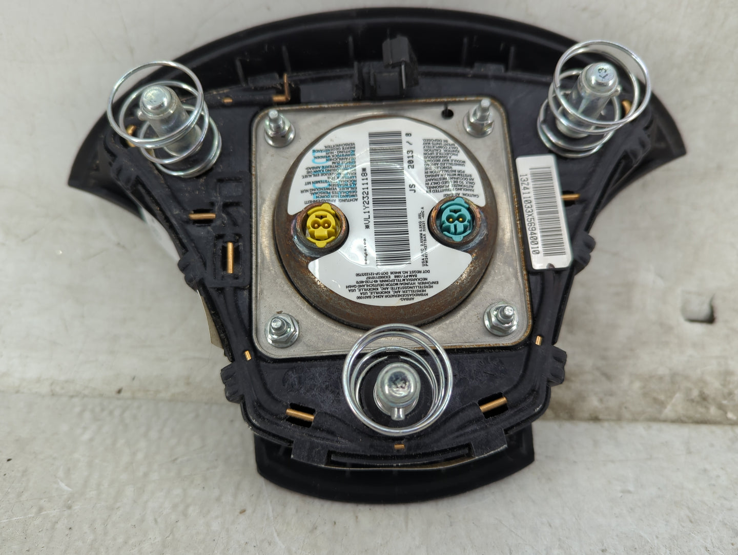 2014 Hyundai Elantra Air Bag Driver Left Steering Wheel Mounted - Oemusedautoparts1.com