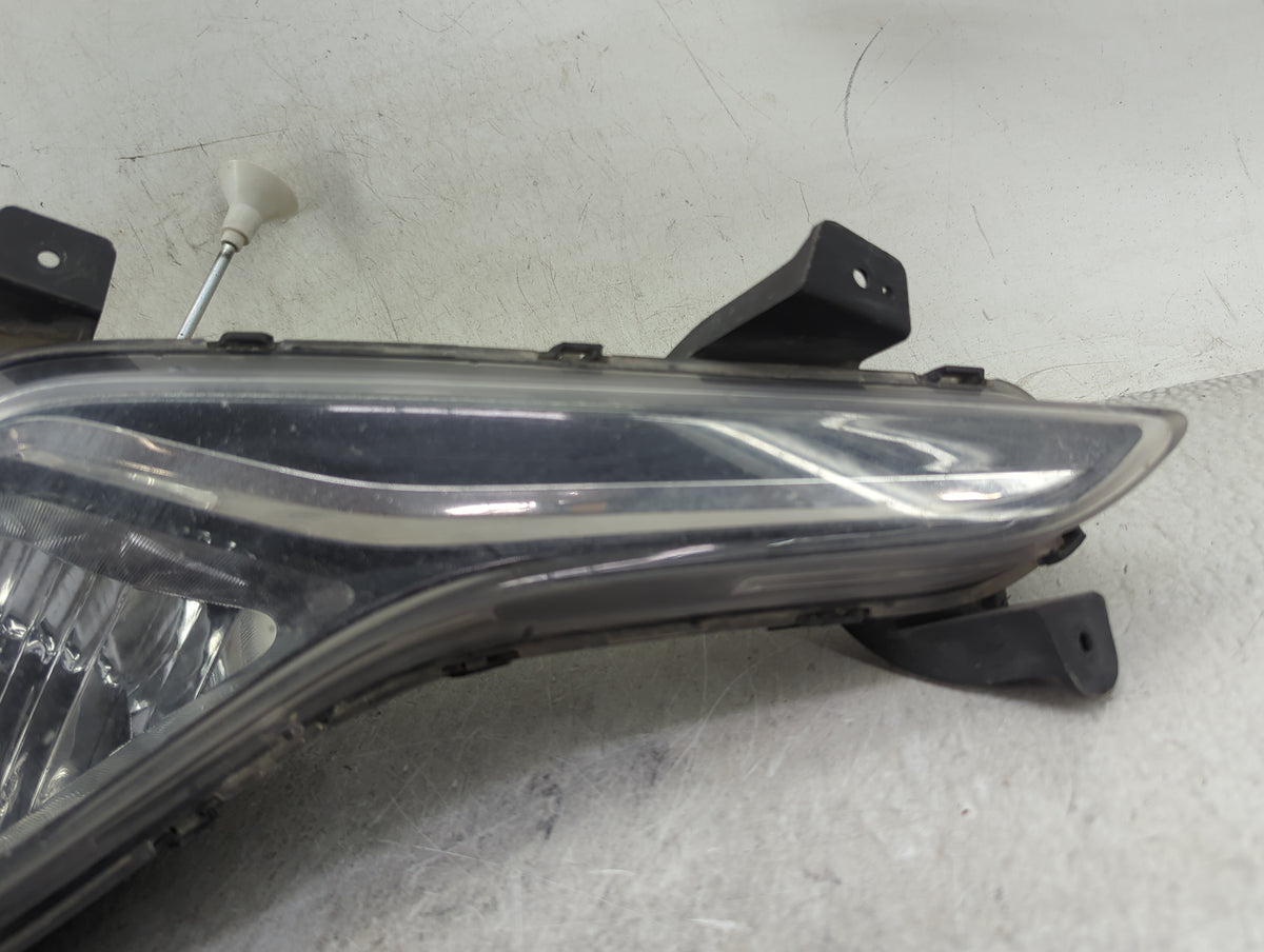 2014-2016 Hyundai Elantra Driver Left Oem Front Light Lamp Black 1459162 - Oemusedautoparts1.com