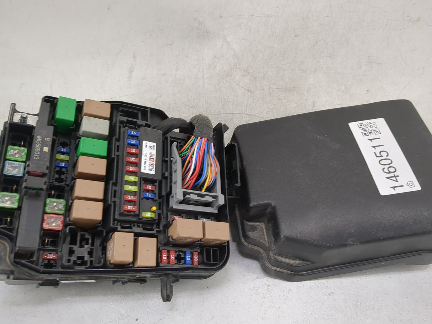 2014-2016 Hyundai Elantra Fusebox Fuse Box Panel Relay Module P/N:91951-3X100 91956-00035, MG666013 Fits Fits 2014 2015 2016