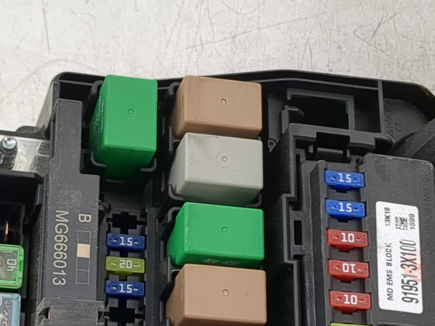2014-2016 Hyundai Elantra Fusebox Fuse Box Panel Relay Module P/N:91951-3X100 91956-00035, MG666013 Fits Fits 2014 2015 2016