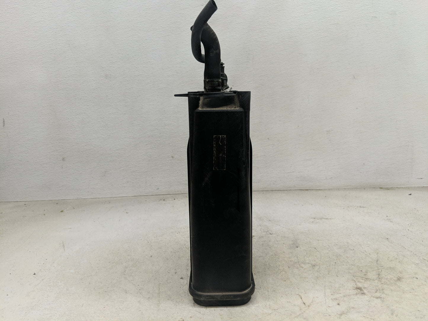 2014 Hyundai Elantra Fuel Vapor Charcoal Canister 1462102 - Oemusedautoparts1.com