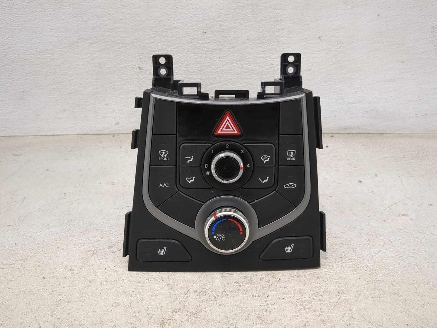 2014-2016 Hyundai Elantra Climate Control Module Temperature AC/Heater Replacement P/N:97250-3XCD0 C500-ATDCH Fits OEM Used 